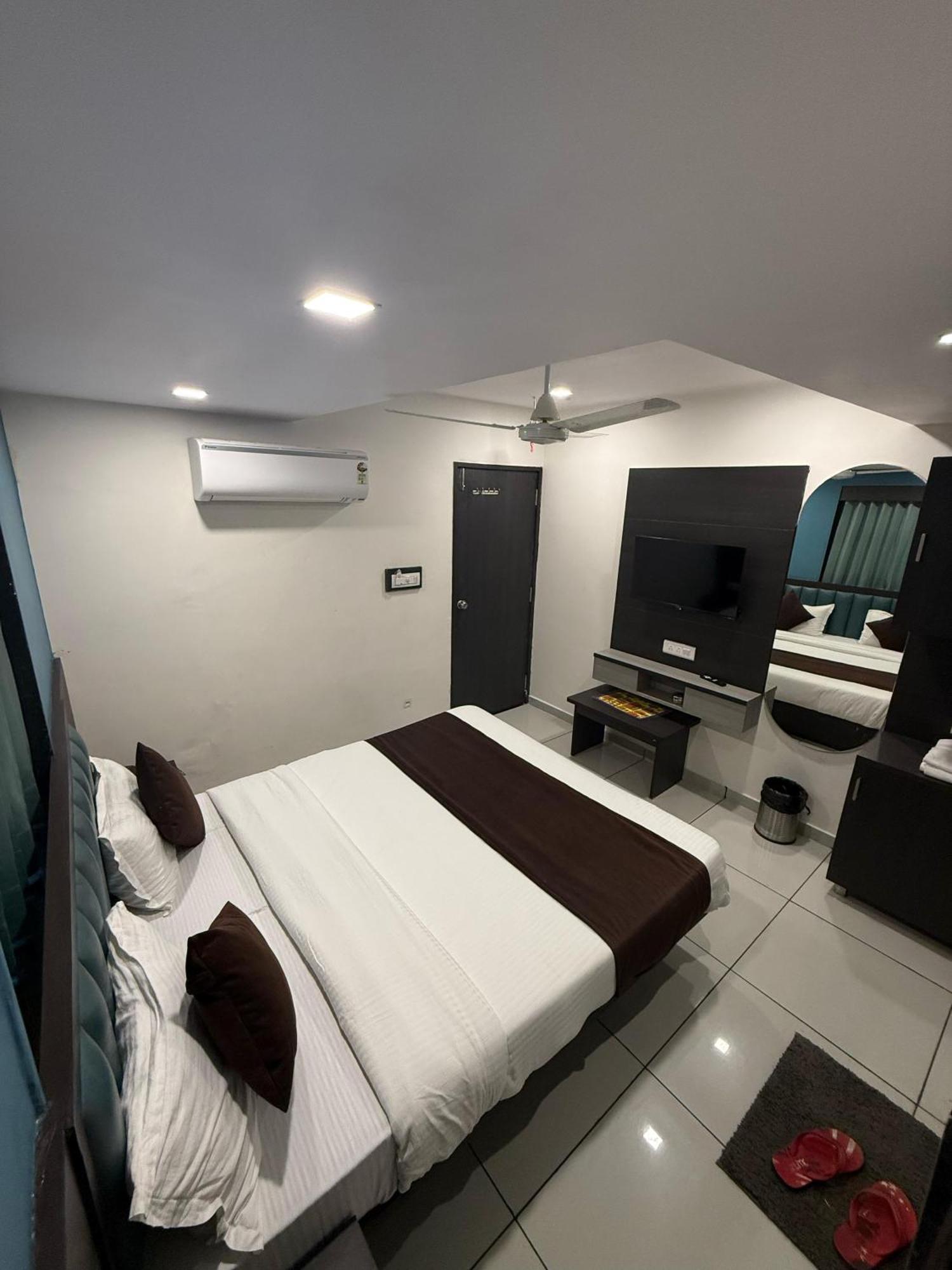 Sunview Hotel Ahmedabad
