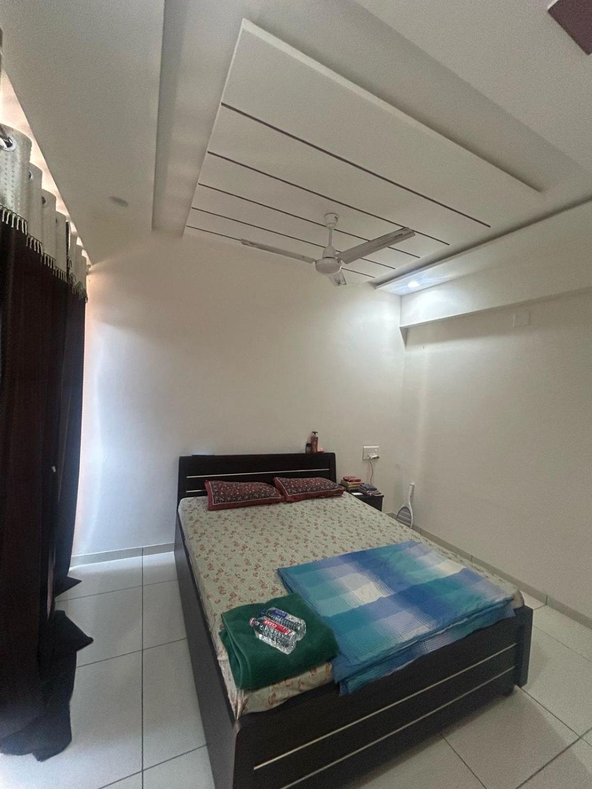 Apartment Cozy Flat In Ahmedabad
