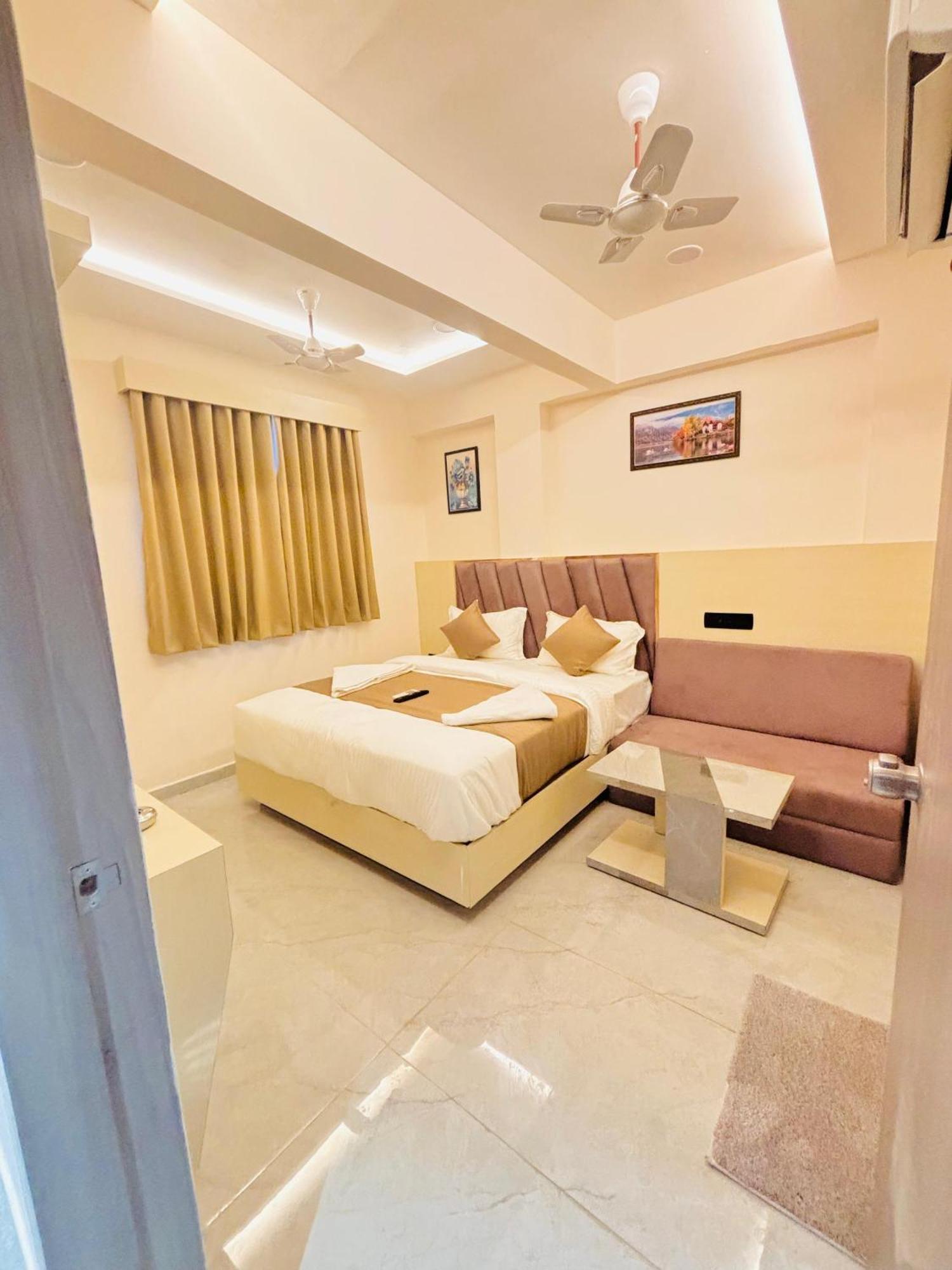 Hotel Hill Ahmedabad