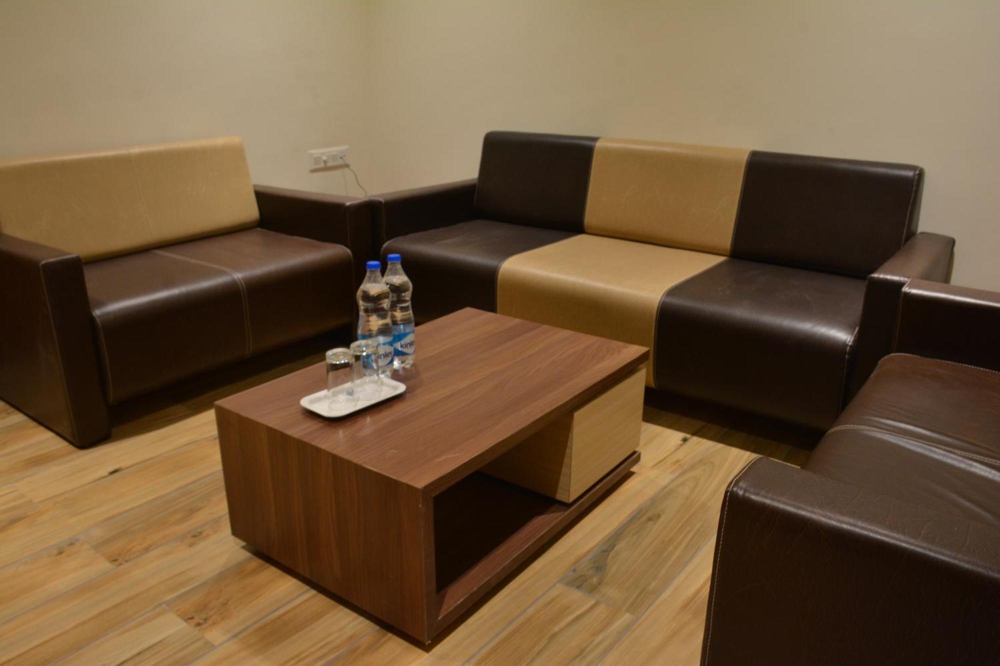 4 Point 3* Ahmedabad