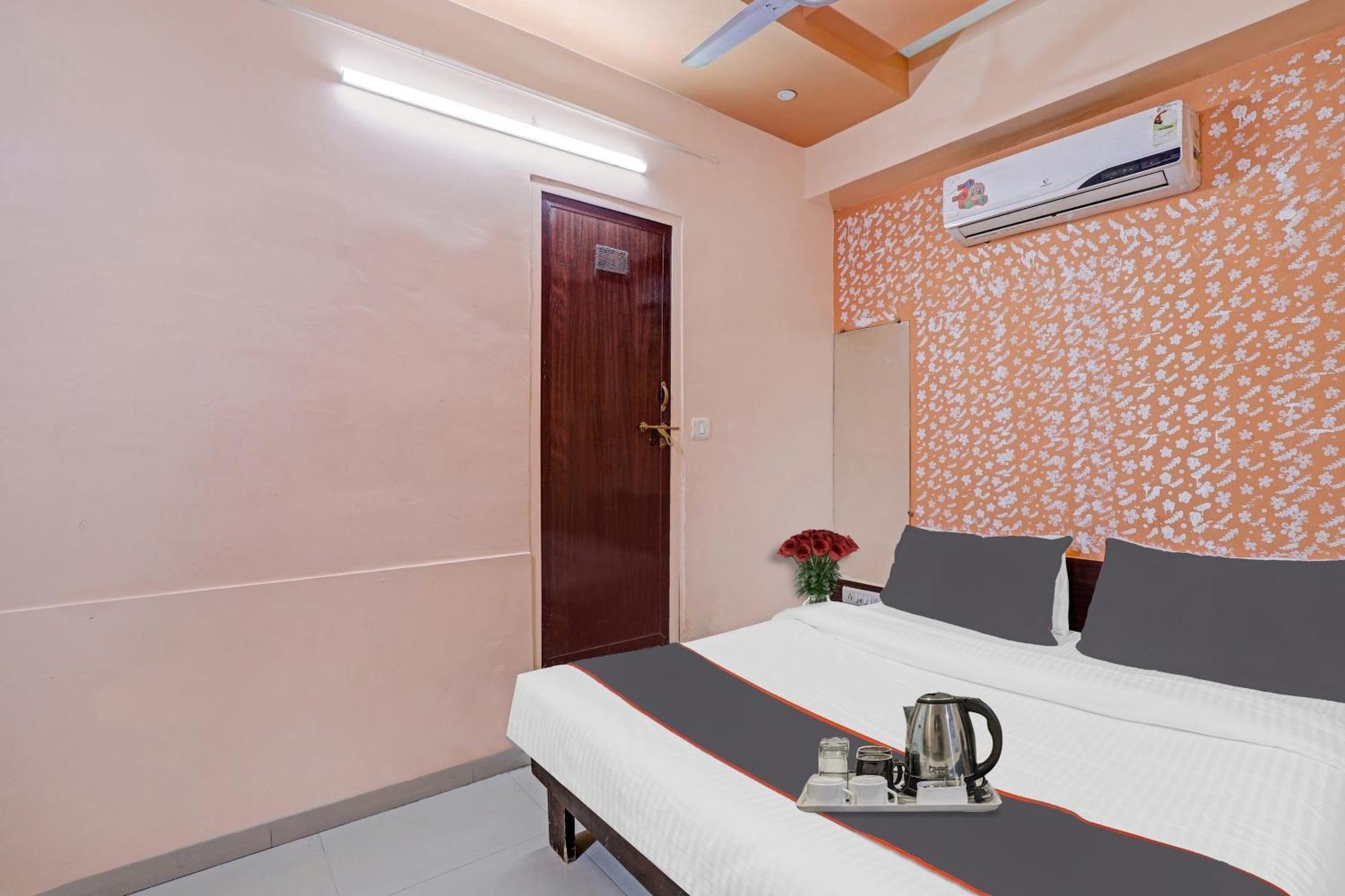 O Raj Palace 3*