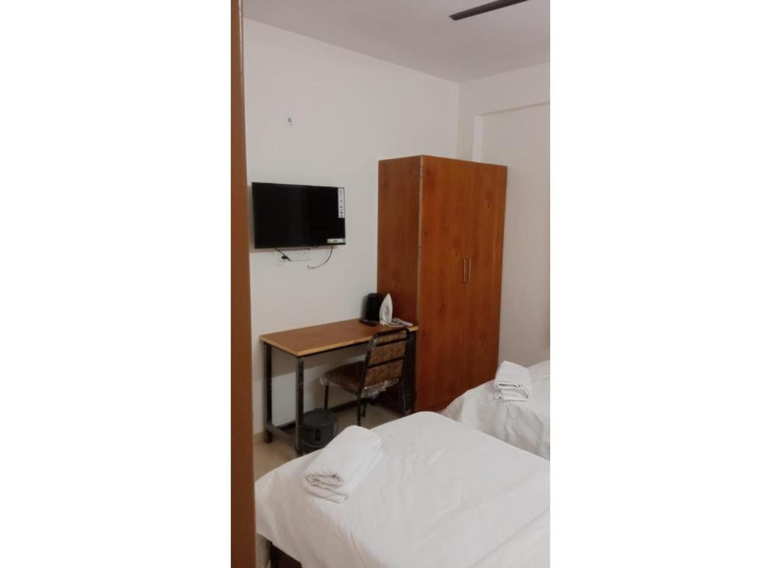 Elis Homestayz Hotel 3*
