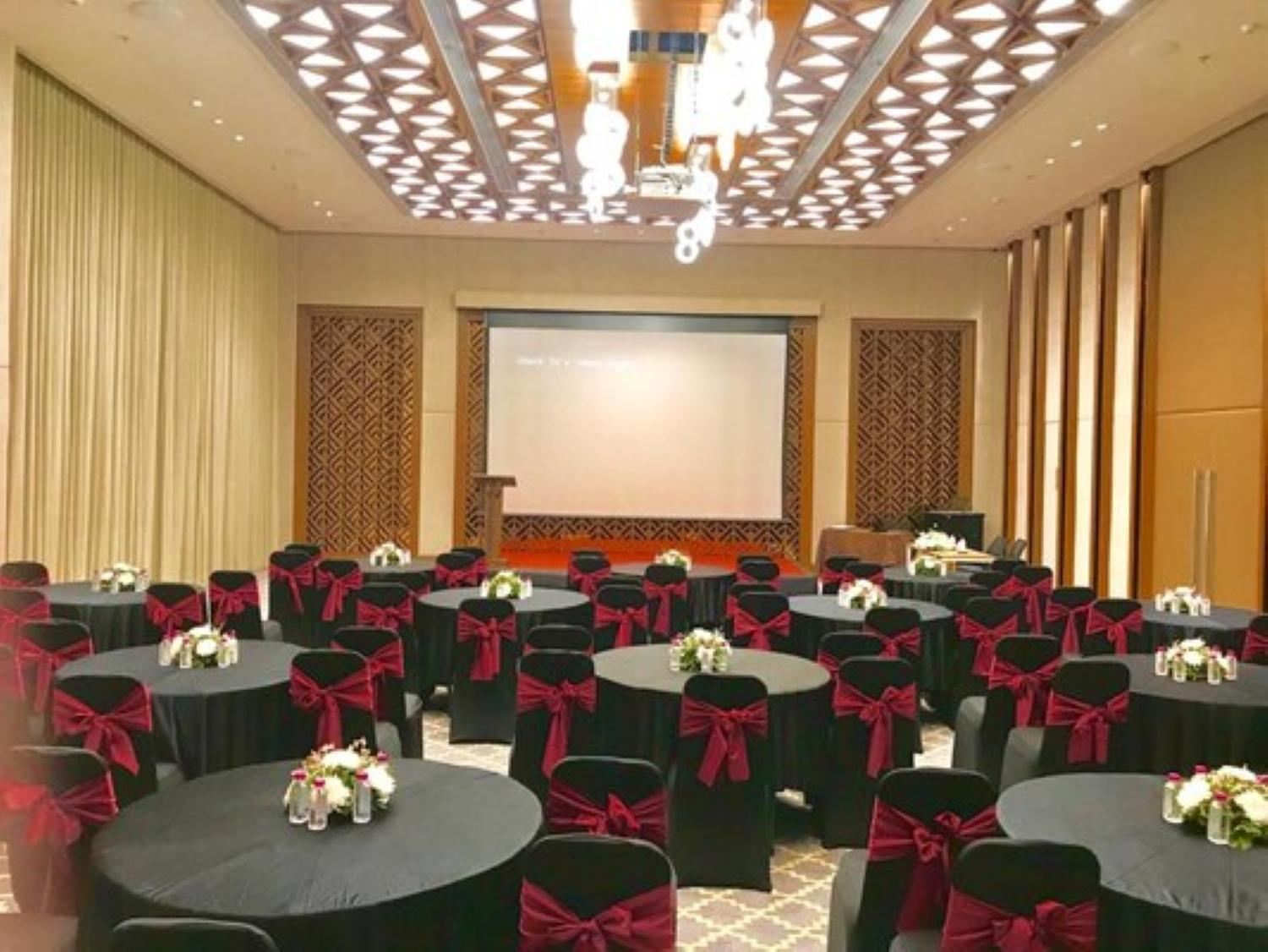 Welcomhotel By Itc Hotels, Ashram Road, 5*