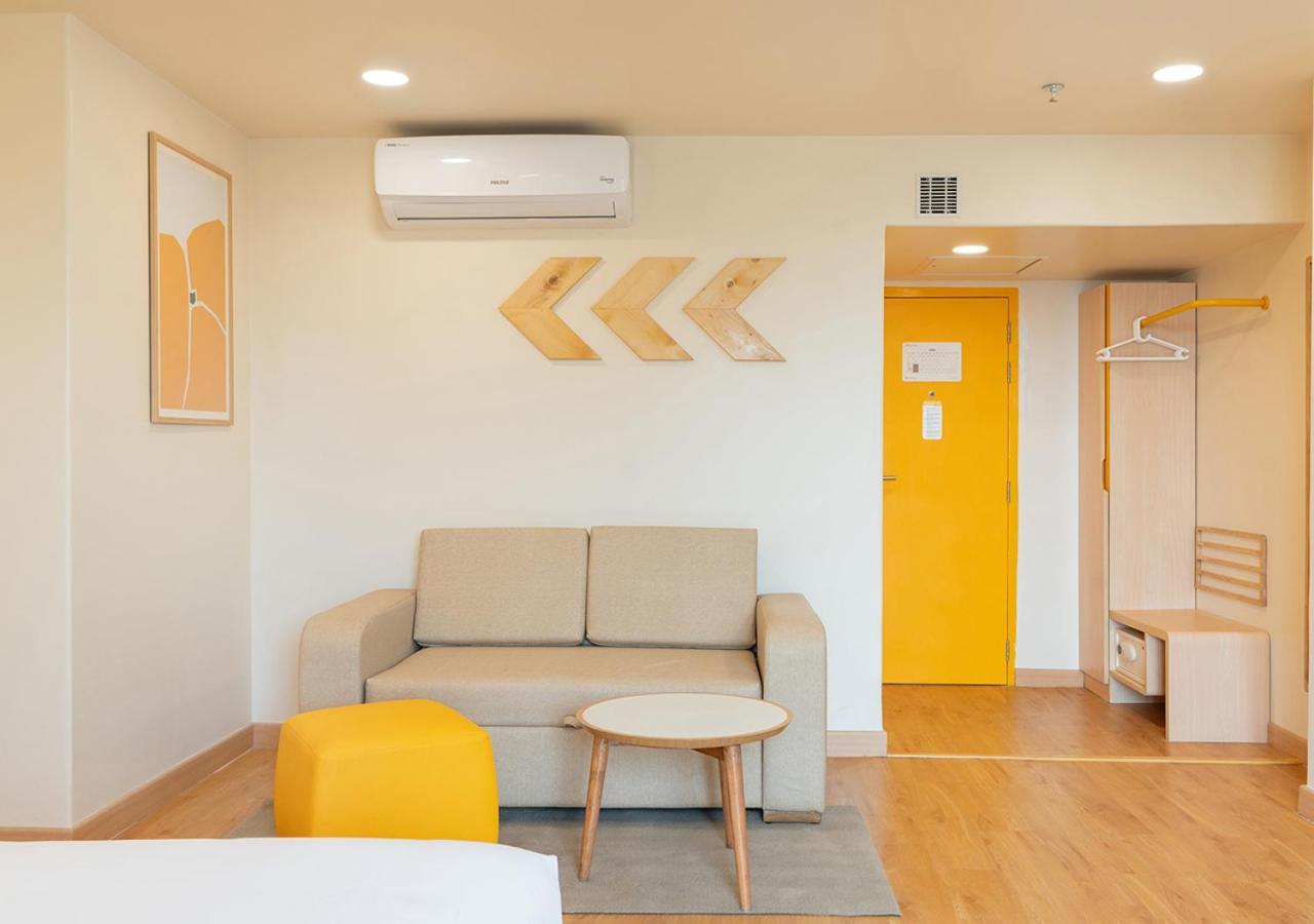 Hotel Bloom Sg Highway Ahmedabad
