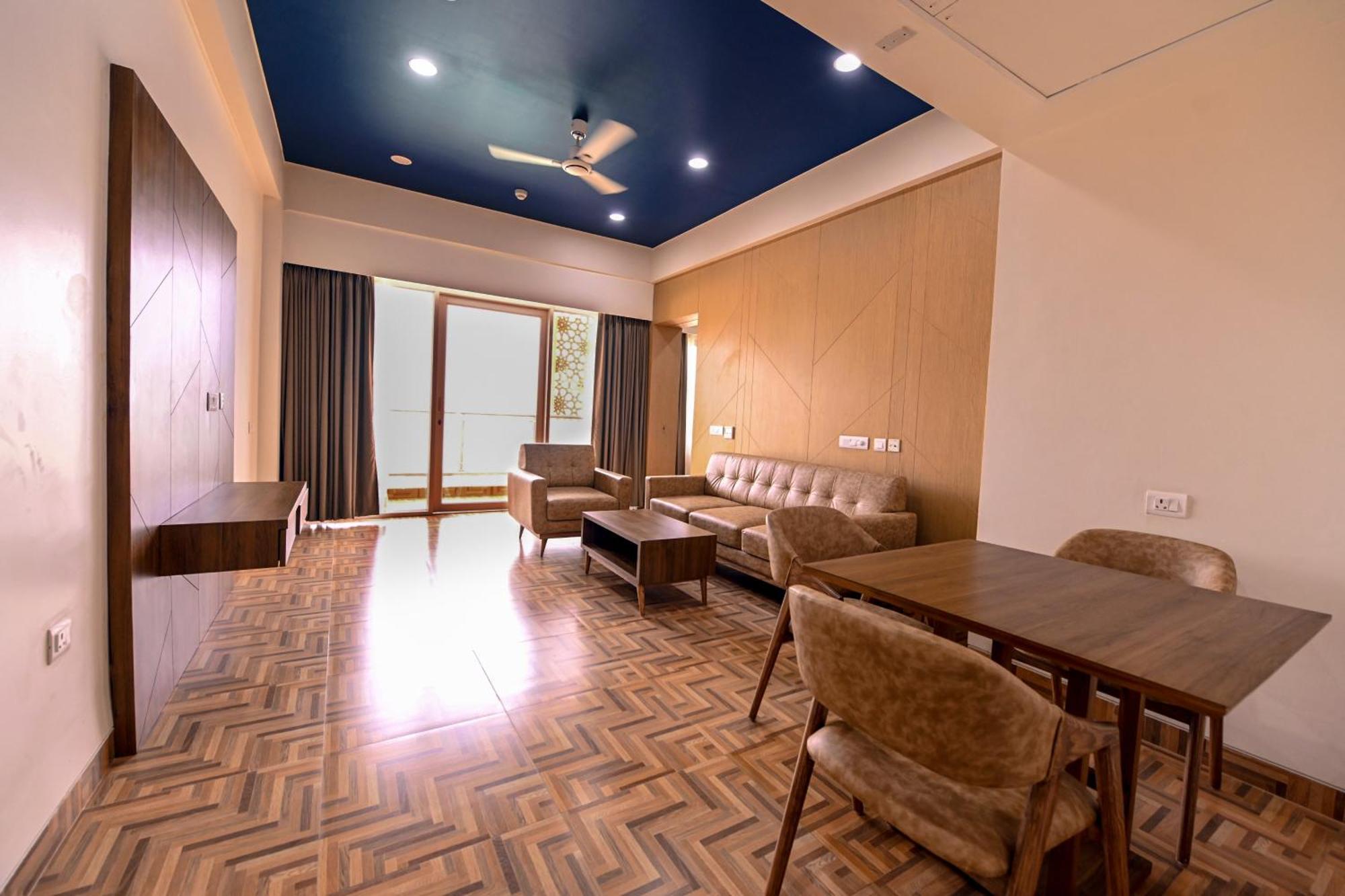 Ramadabywyndham Hotel Ahmedabad