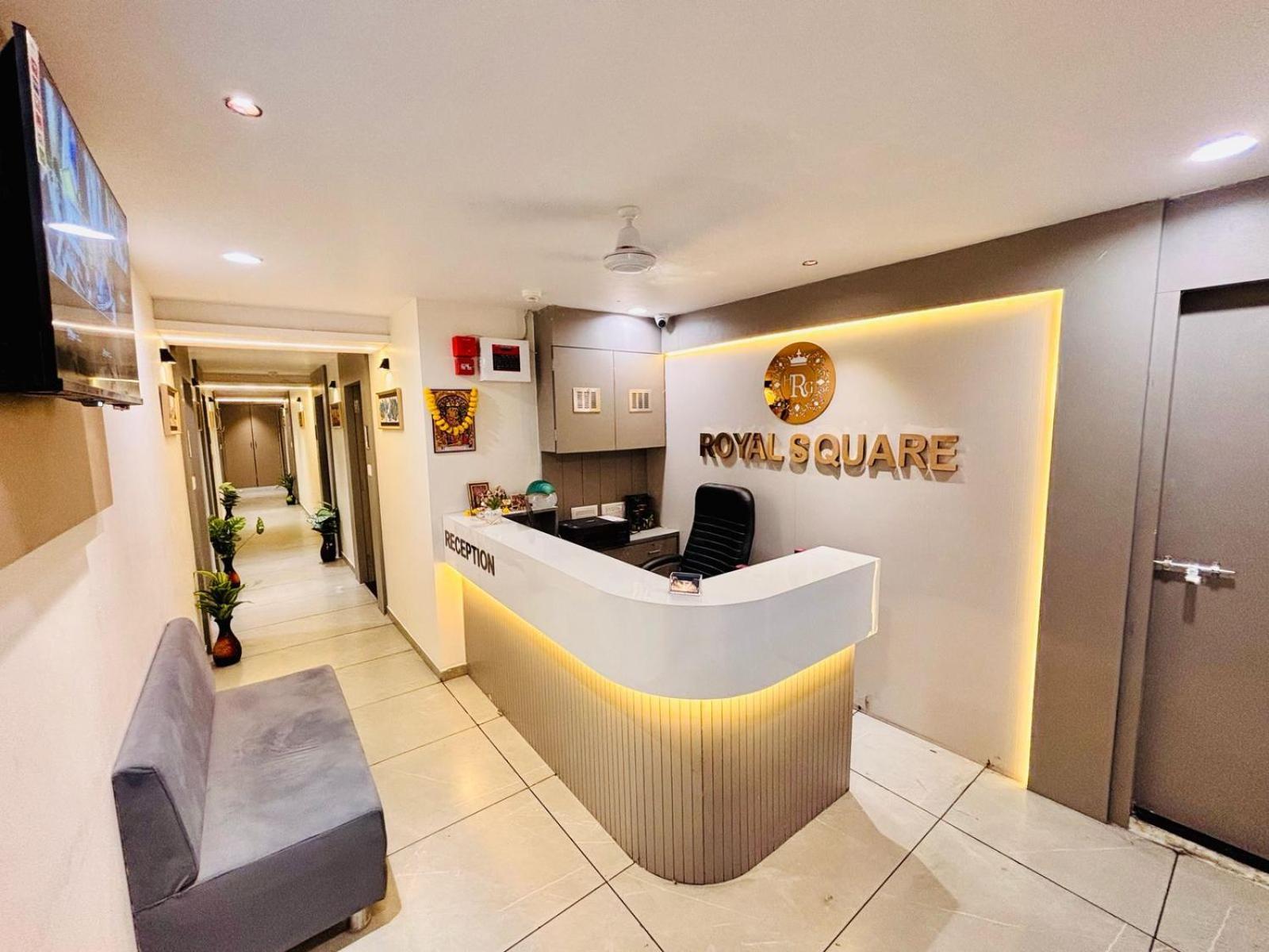Hotel Royal Square