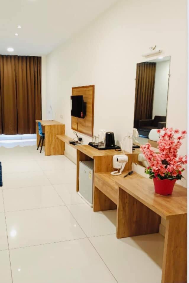 Hotel Fun Regency Vitthalapur Gujarat 3*