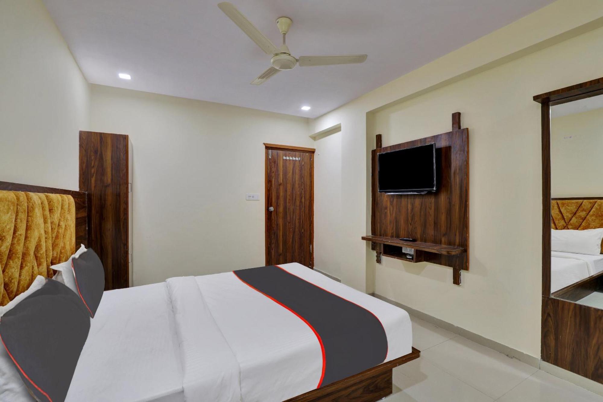 O Neelkamal Hotel 4*
