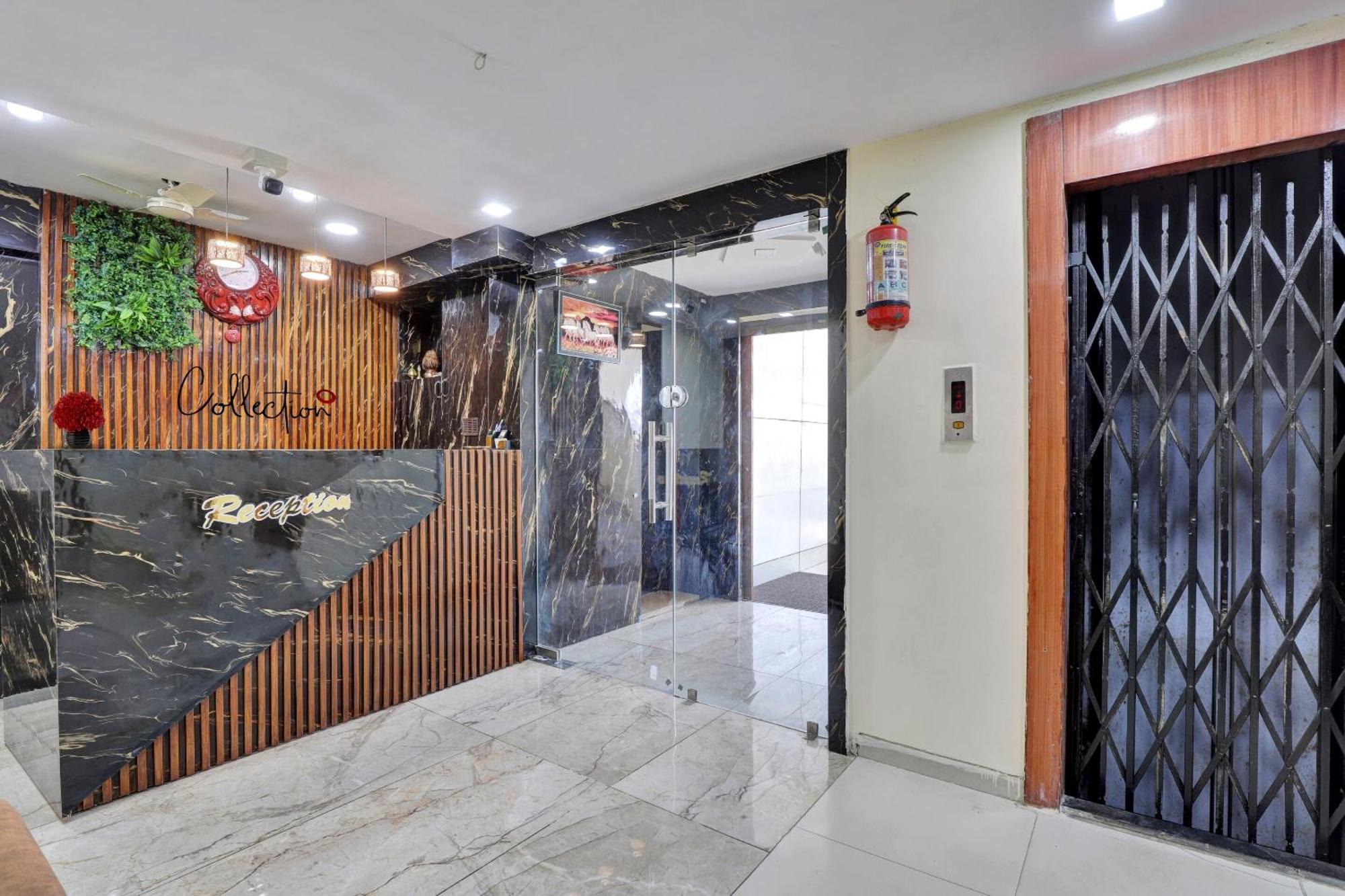 O Neelkamal Hotel