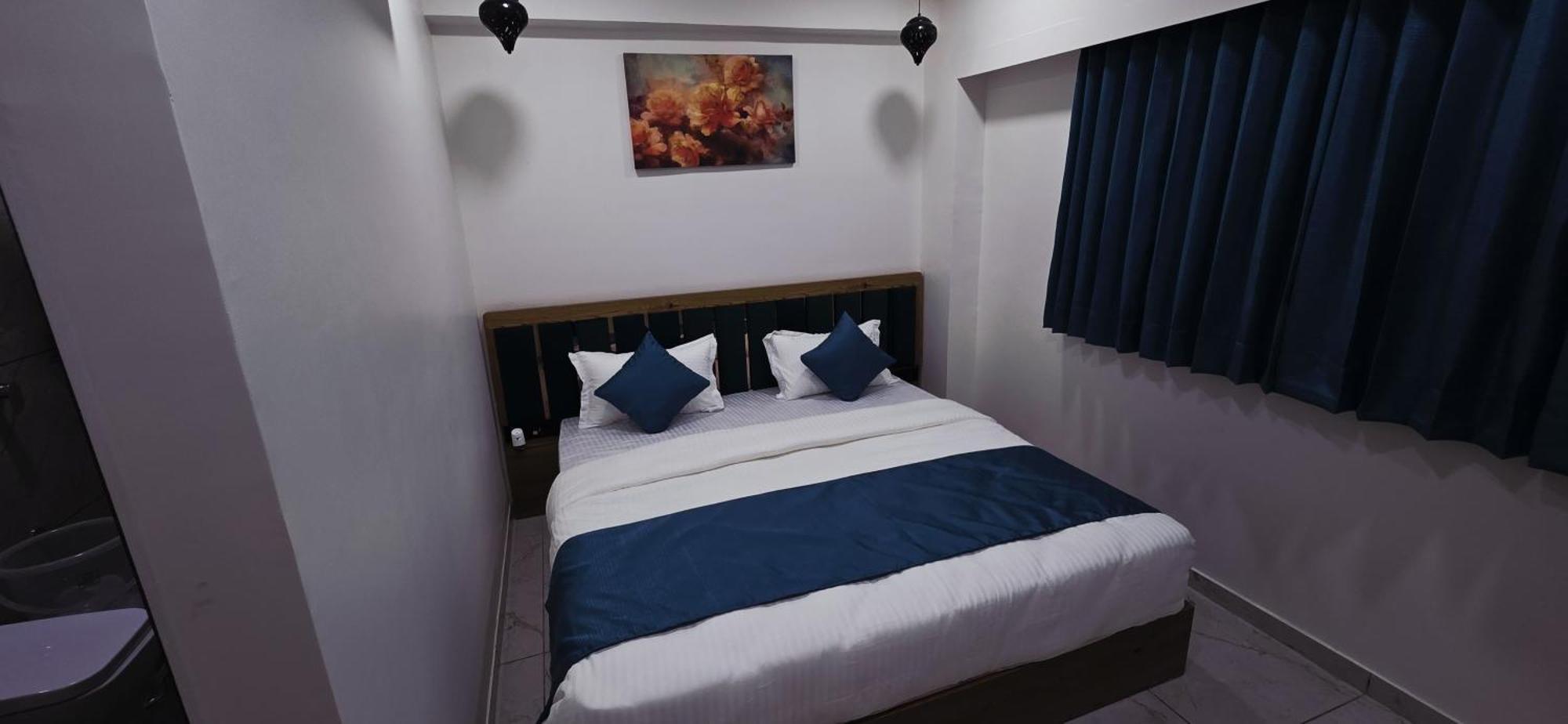 Hotel I - Trp Mall Ahmedabad