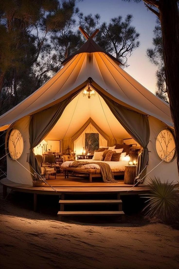 The Gift Luxury tent