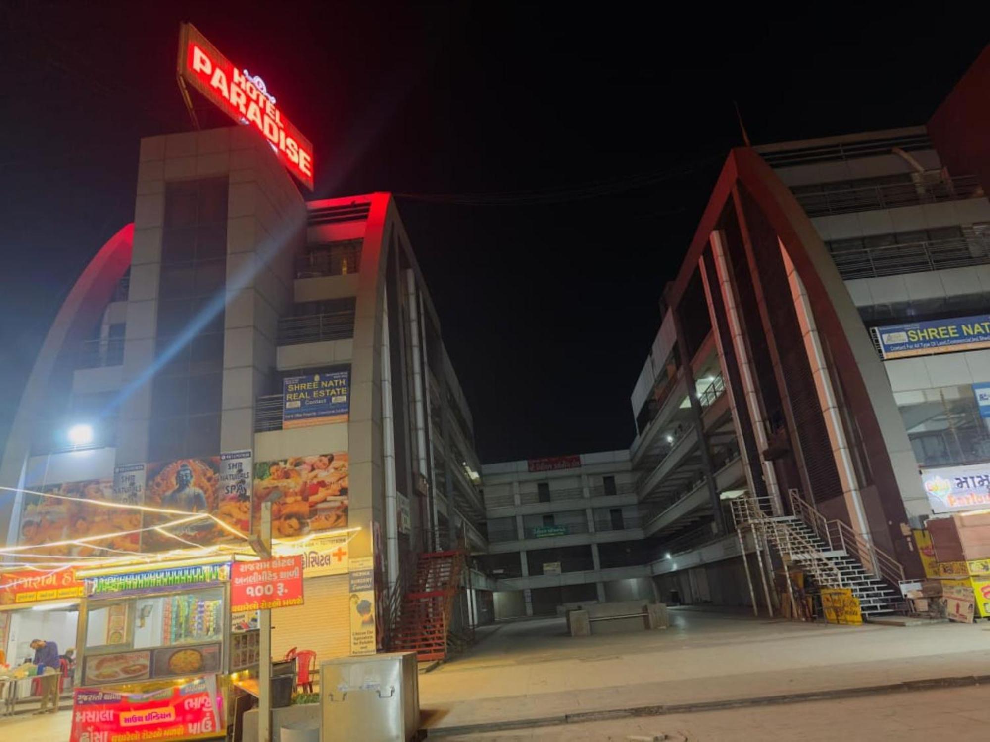Paradise -ahmedabad Hotel 3*