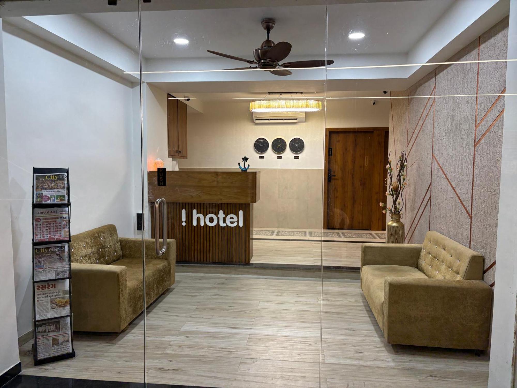 Hotel I - Trp Mall 2*