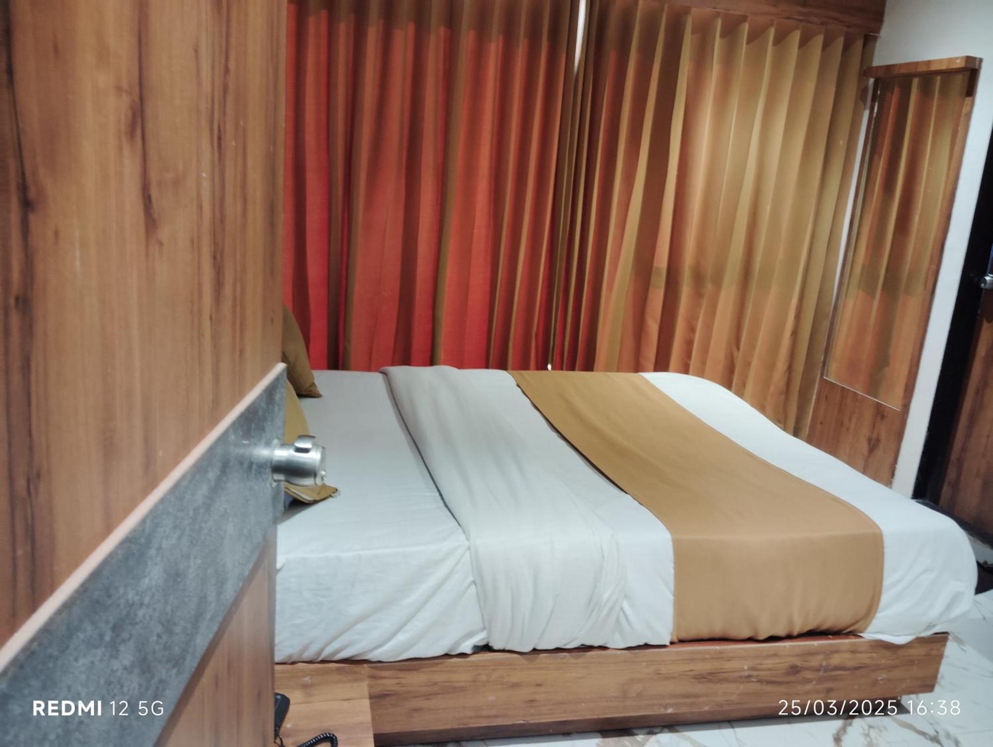 Hotel Peragon *