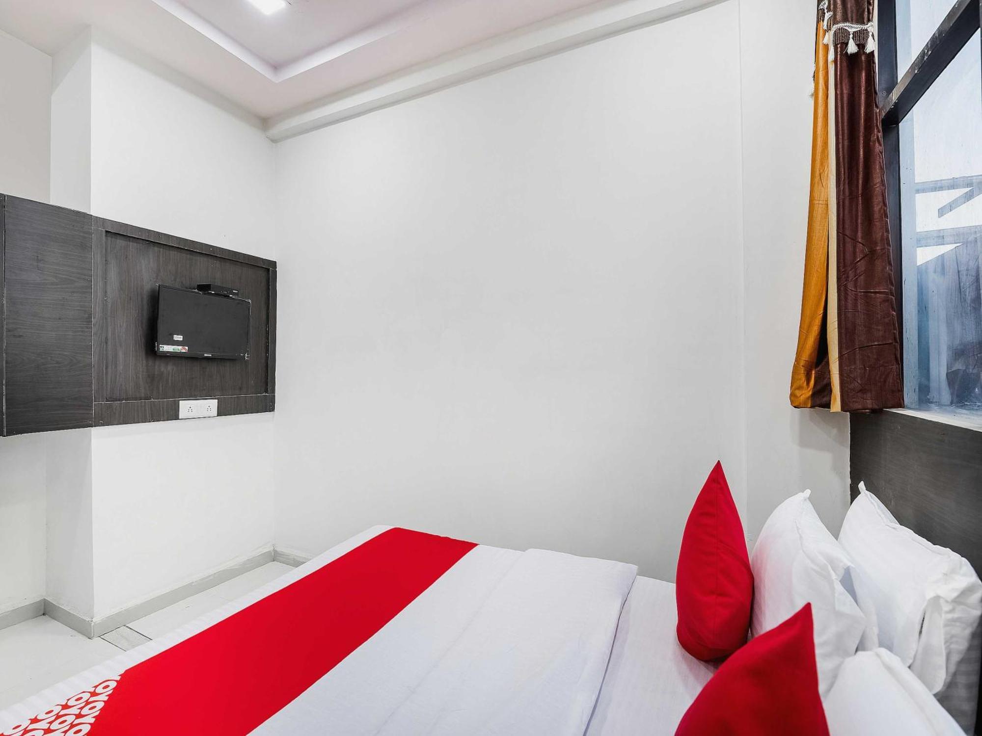 Hotel O Geetanjali