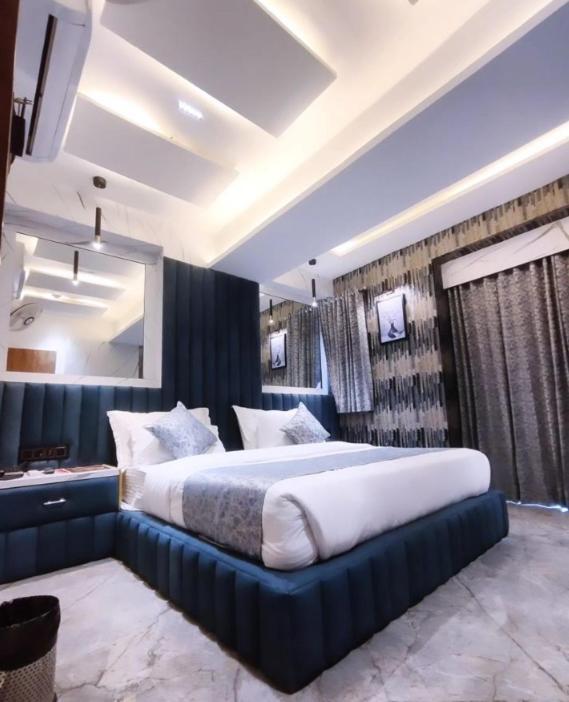 Pelican Hotel 3*