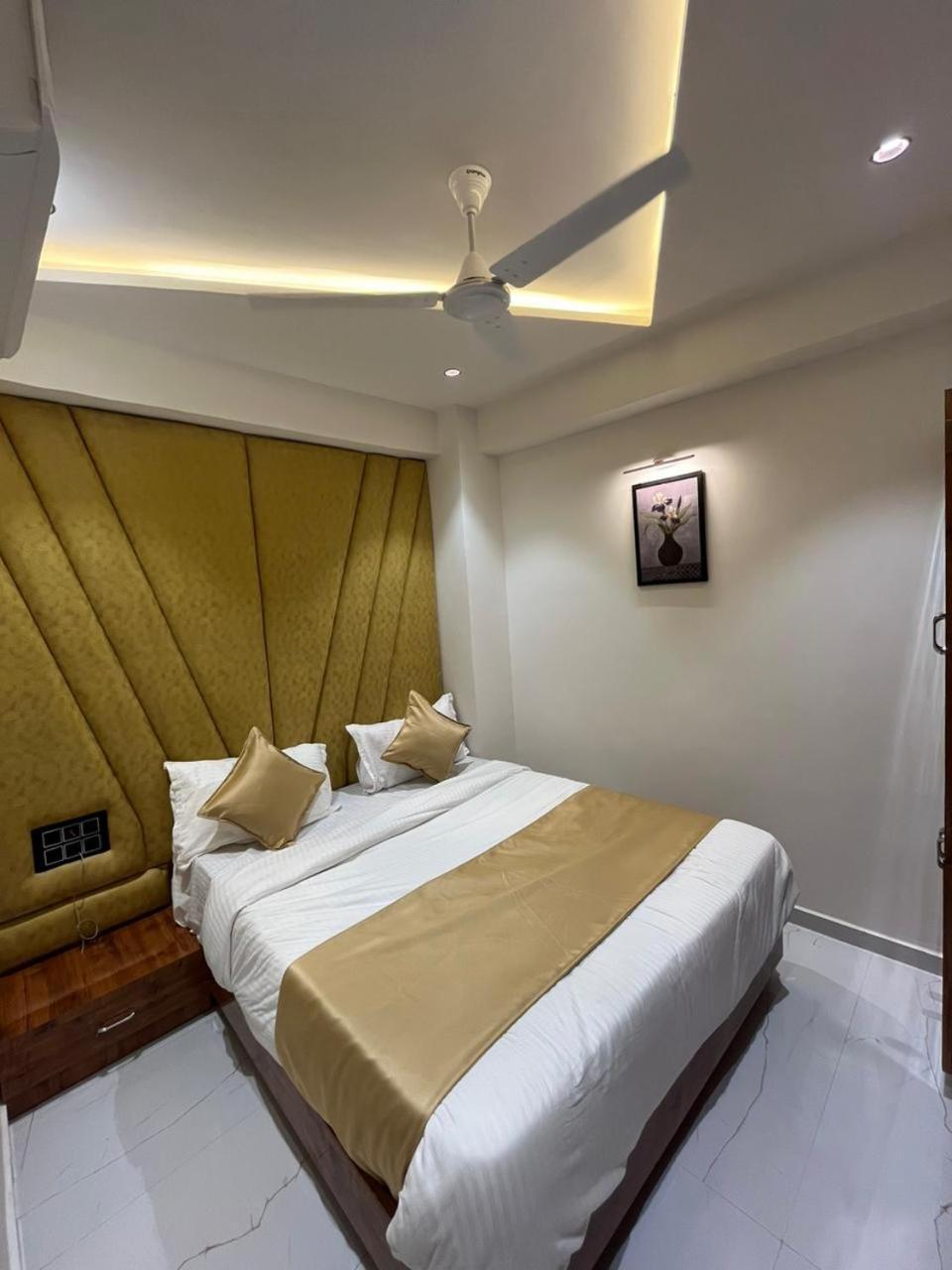 Hotel Pelican
