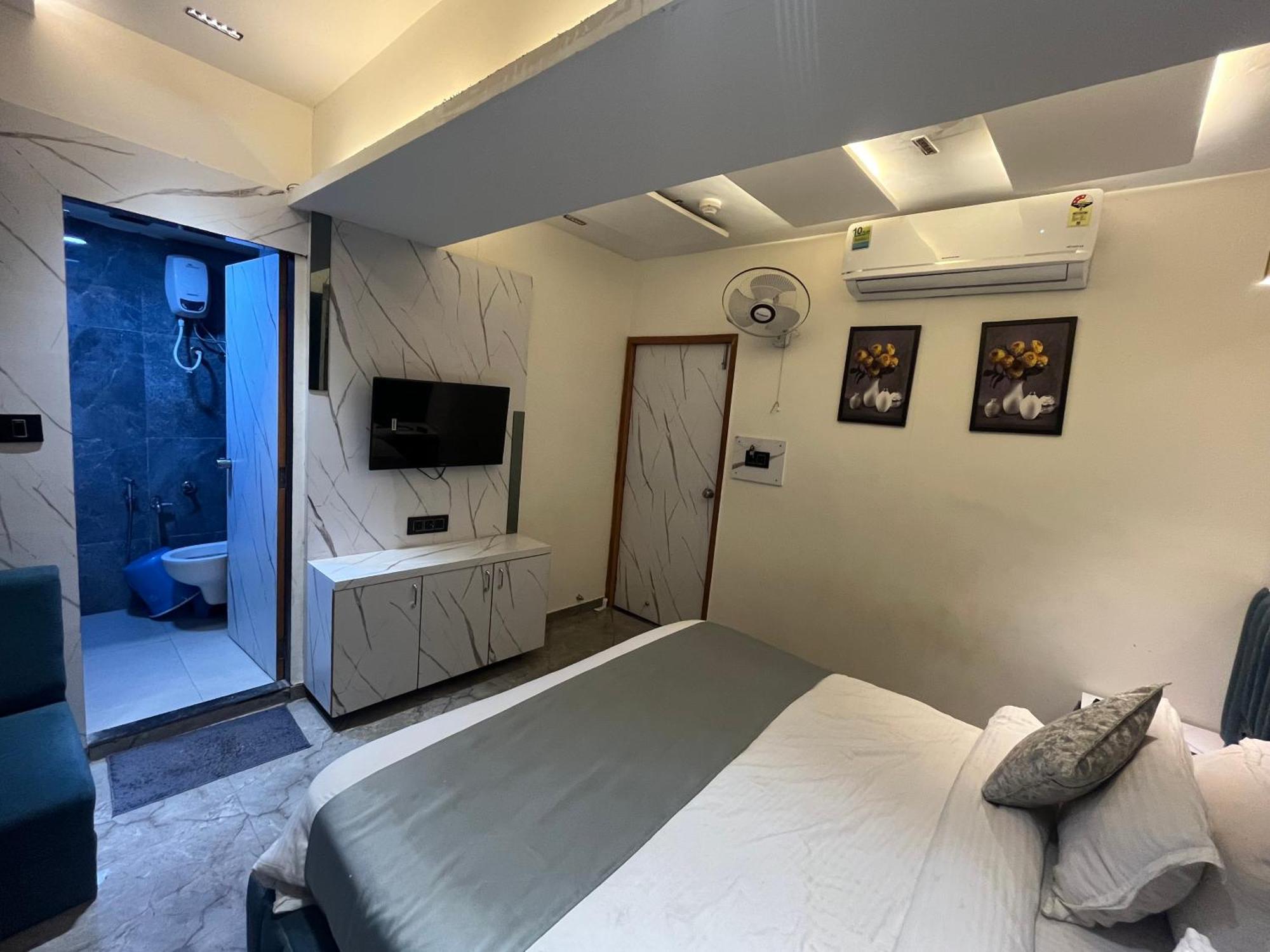 Hotel Pelican