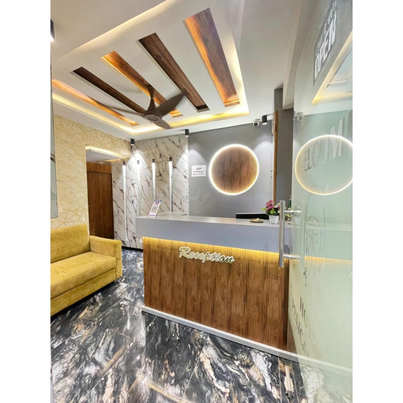 Pelican Hotel Ahmedabad