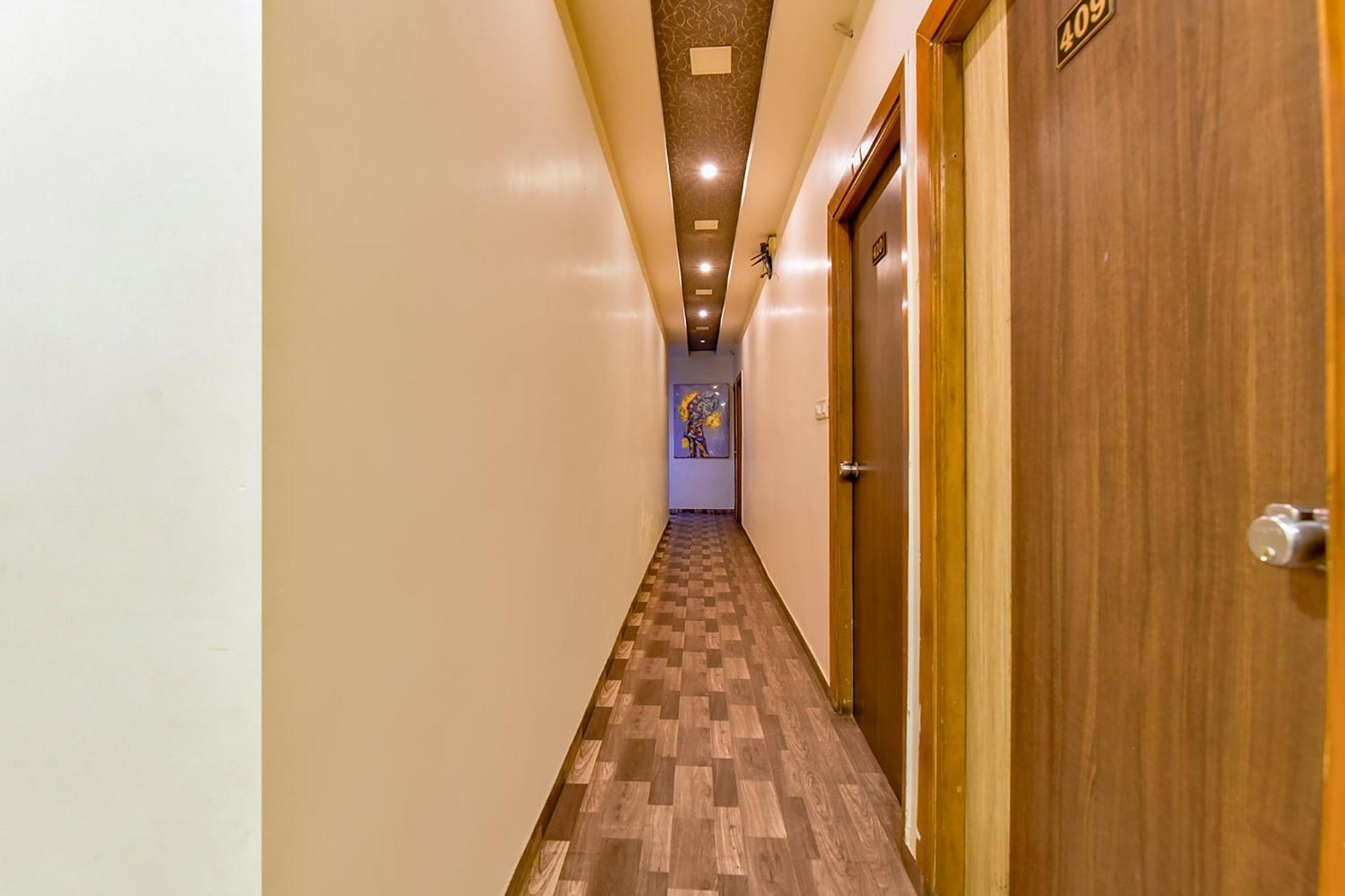 Fabexpress Relax - Prahlad Nagar Hotel