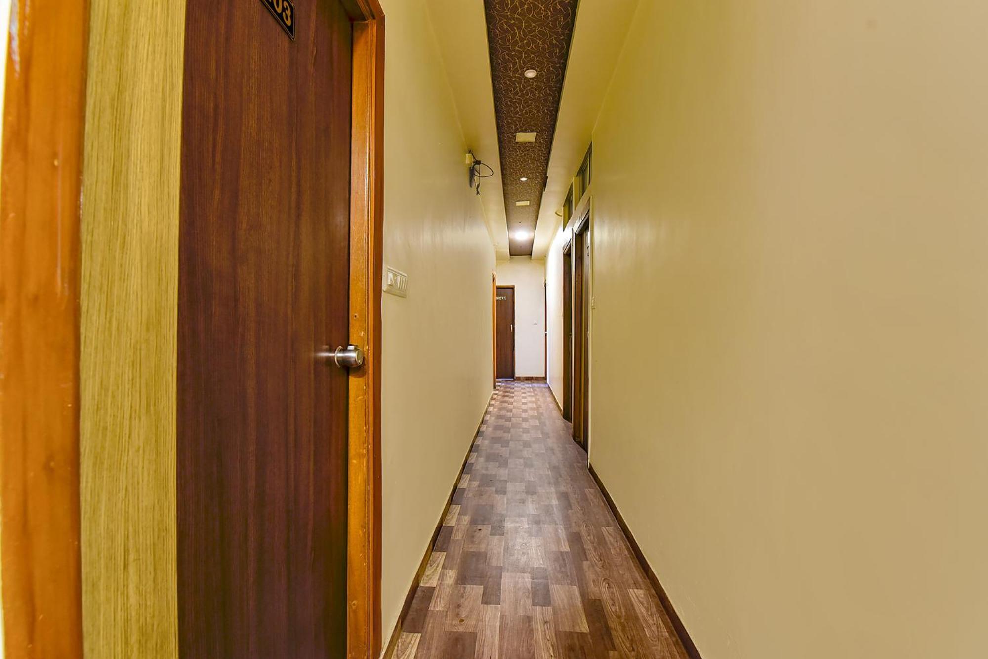 Fabexpress Relax Inn - Prahlad Nagar 3* Ahmedabad