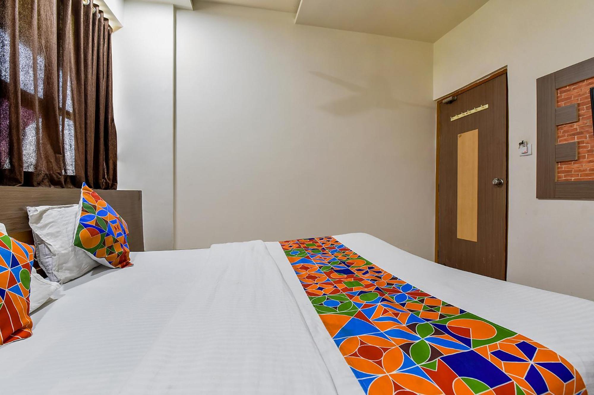 Fabexpress Relax Inn - Prahlad Nagar Hotel 3*