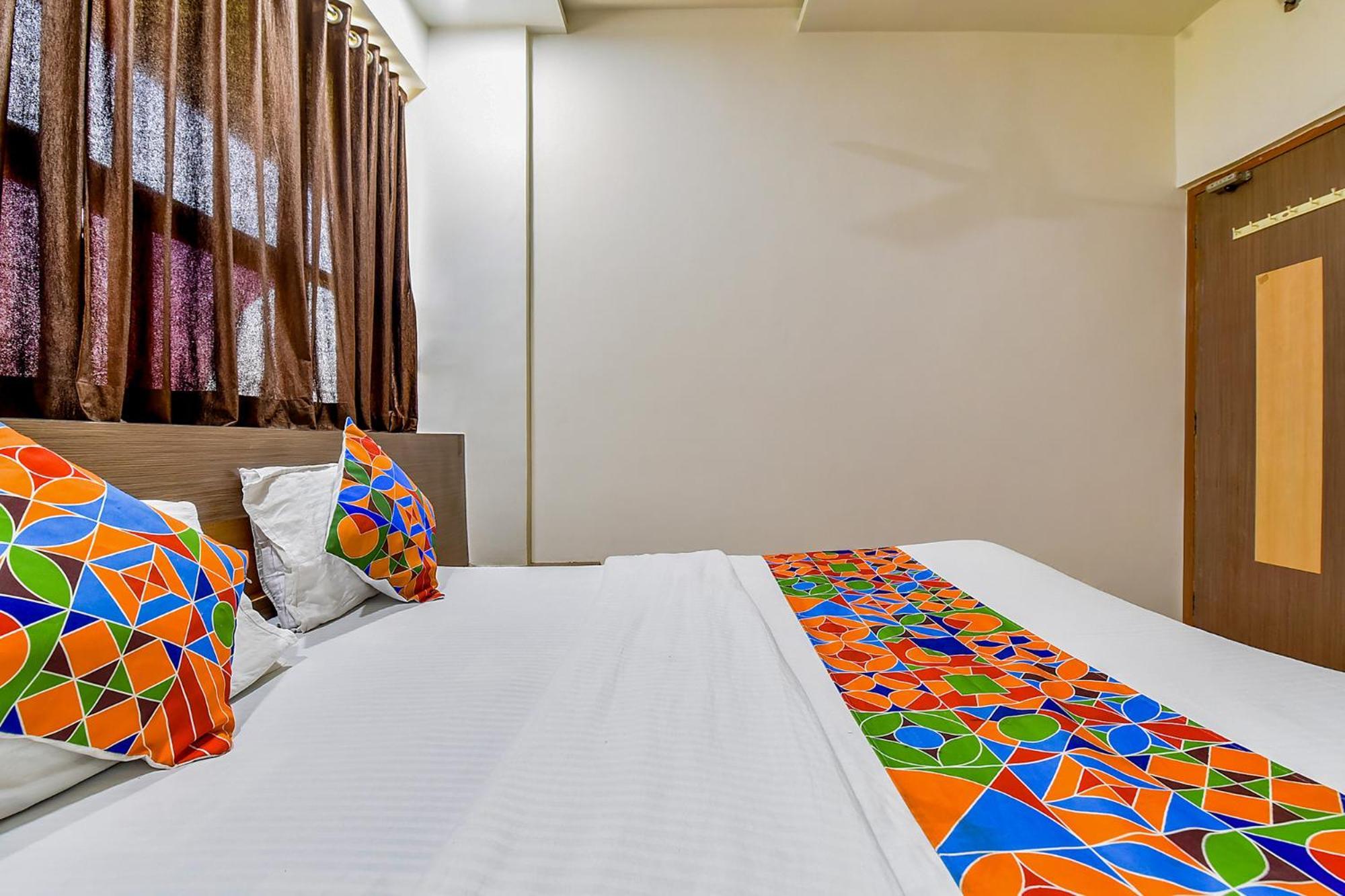 Fabexpress Relax Inn - Prahlad Nagar 3*