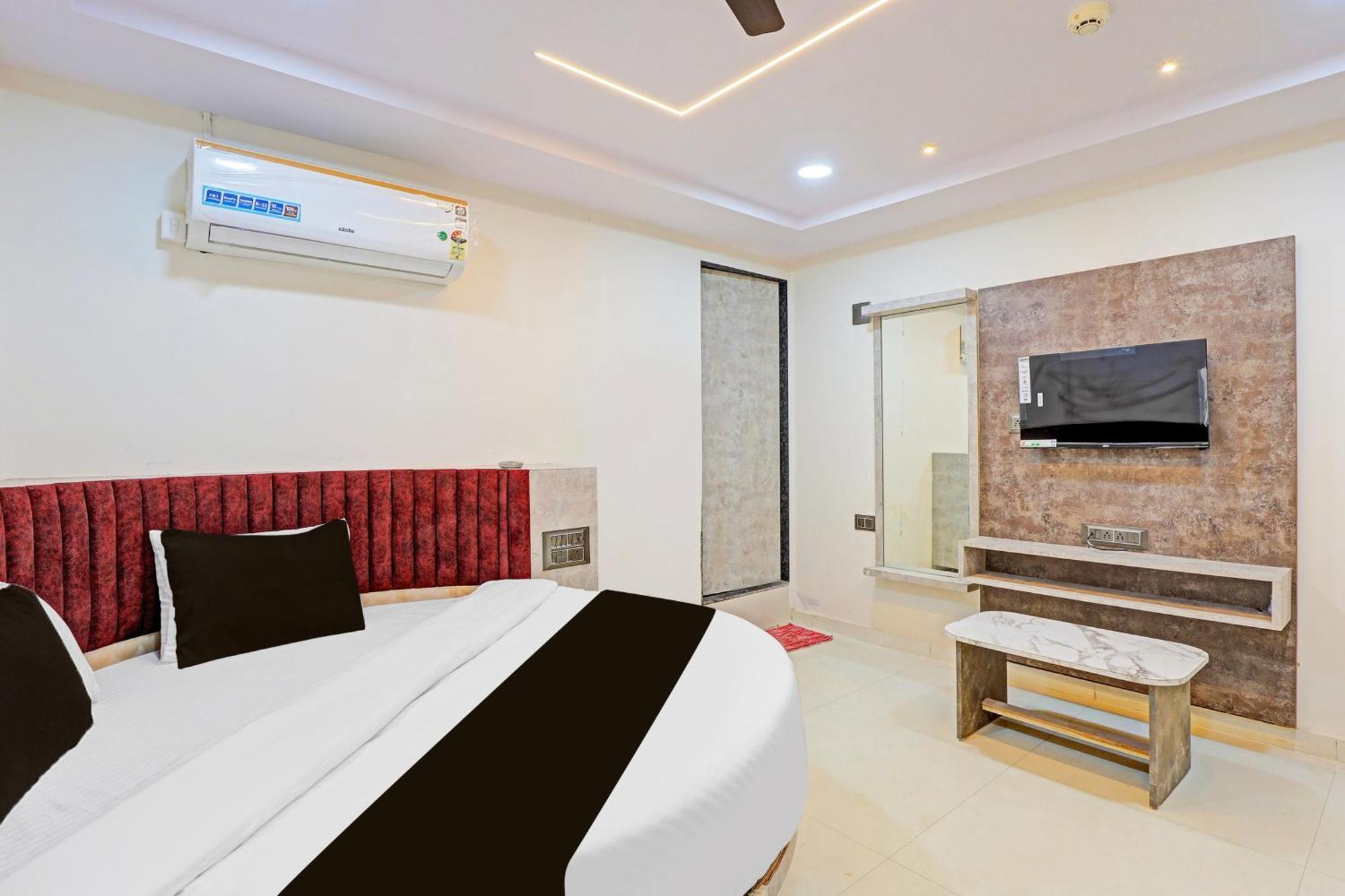 Hotel O Malva Ahmedabad