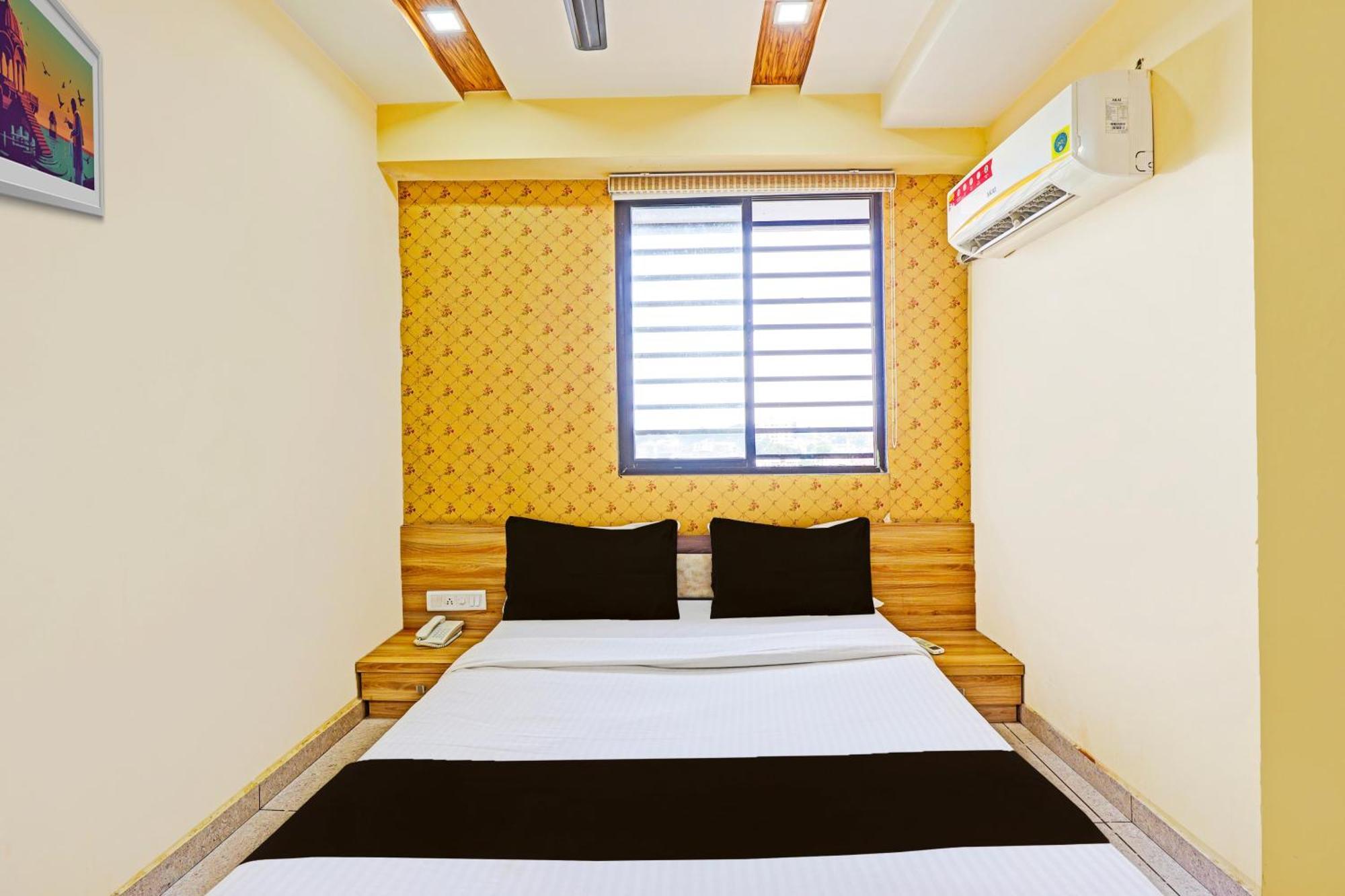 Hotel O 82825 Yuvraj 3*