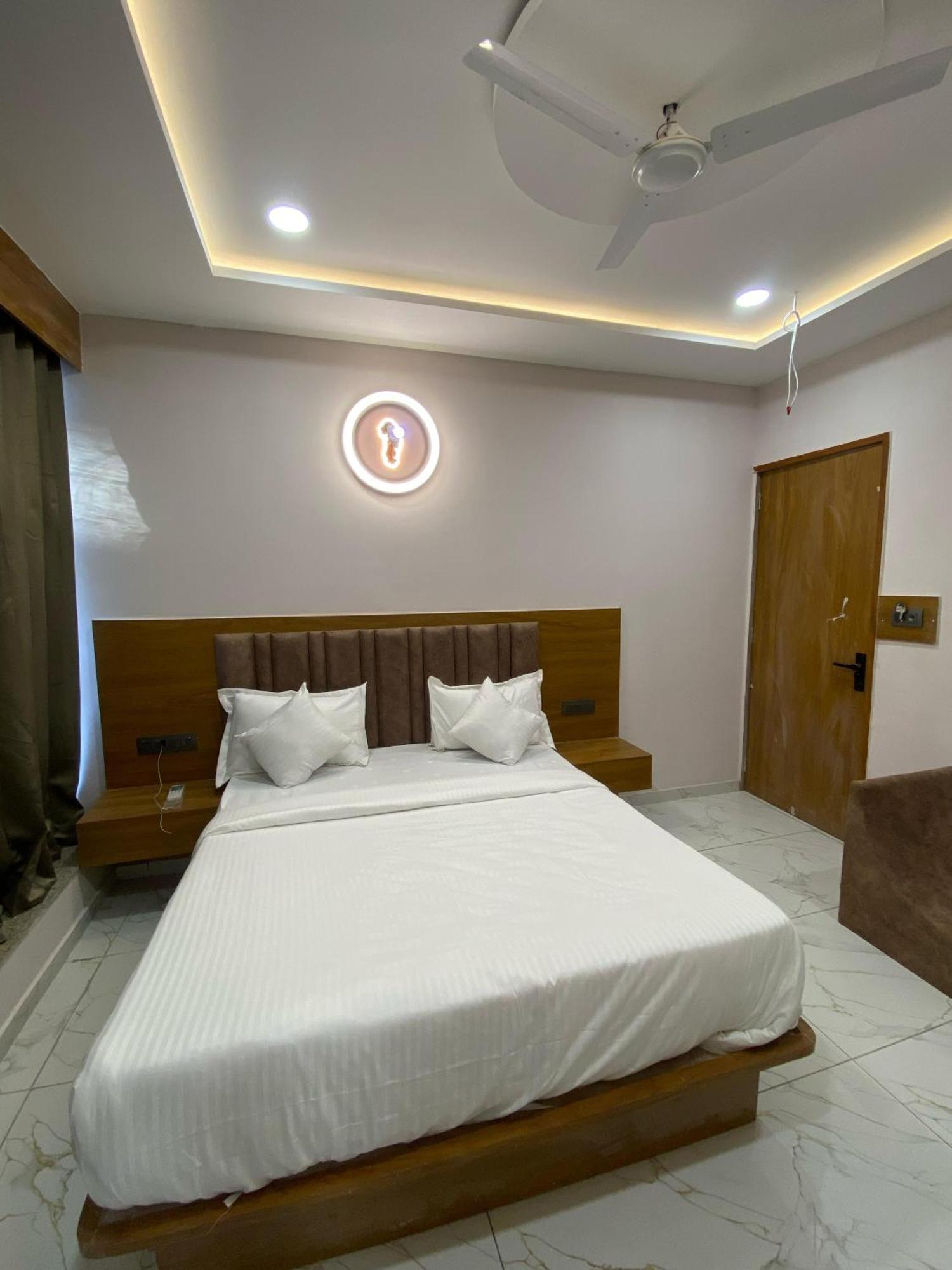 Elite Hotel Ahmedabad