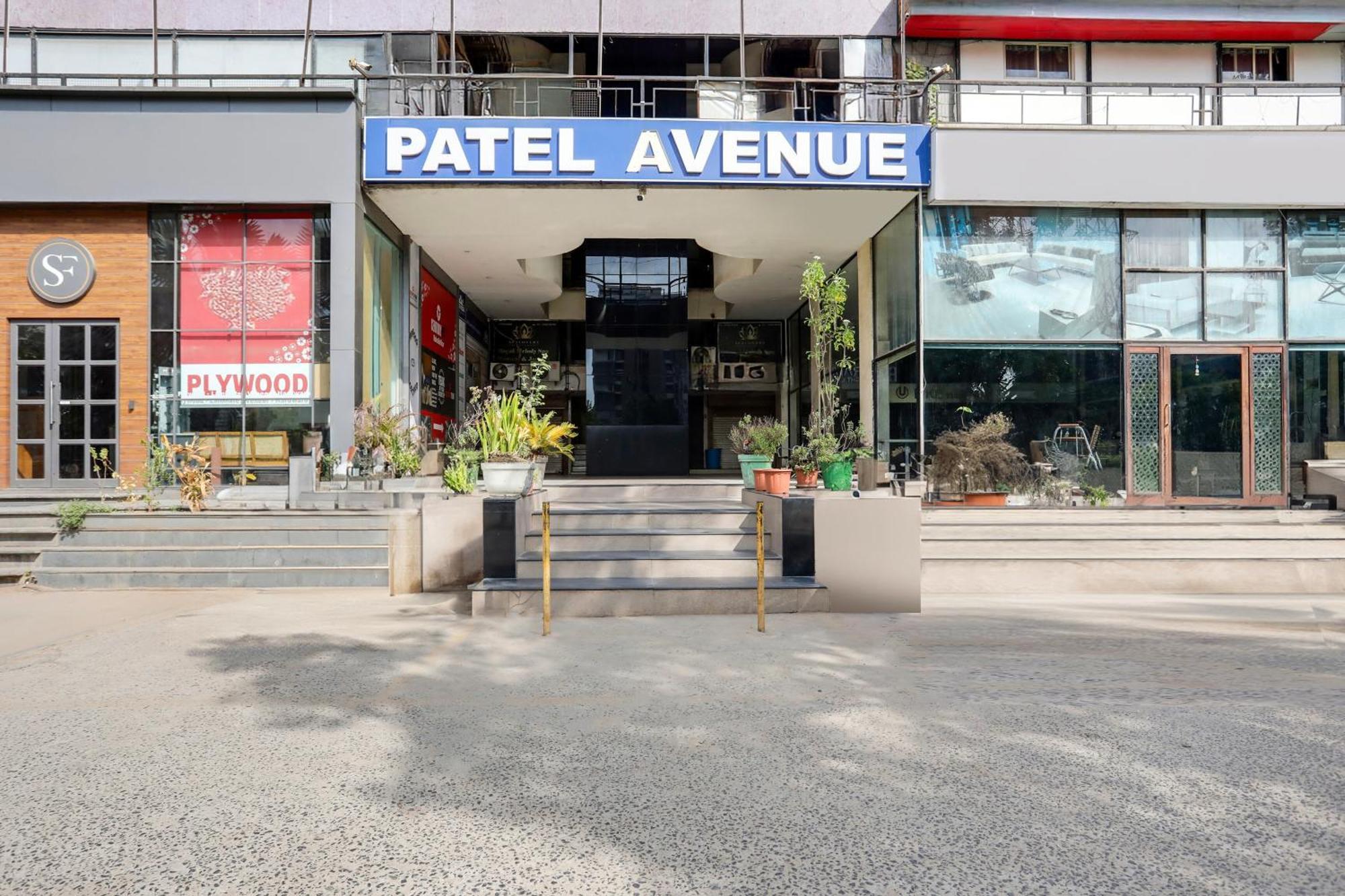 Hotel O Sg Highway Ahmedabad