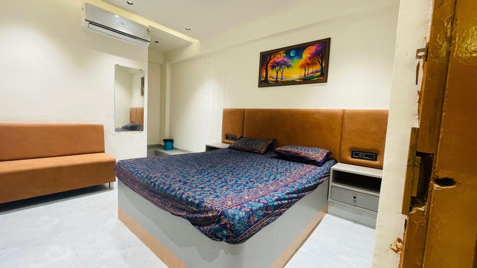 Spot On Sarovar Hotel Ahmedabad