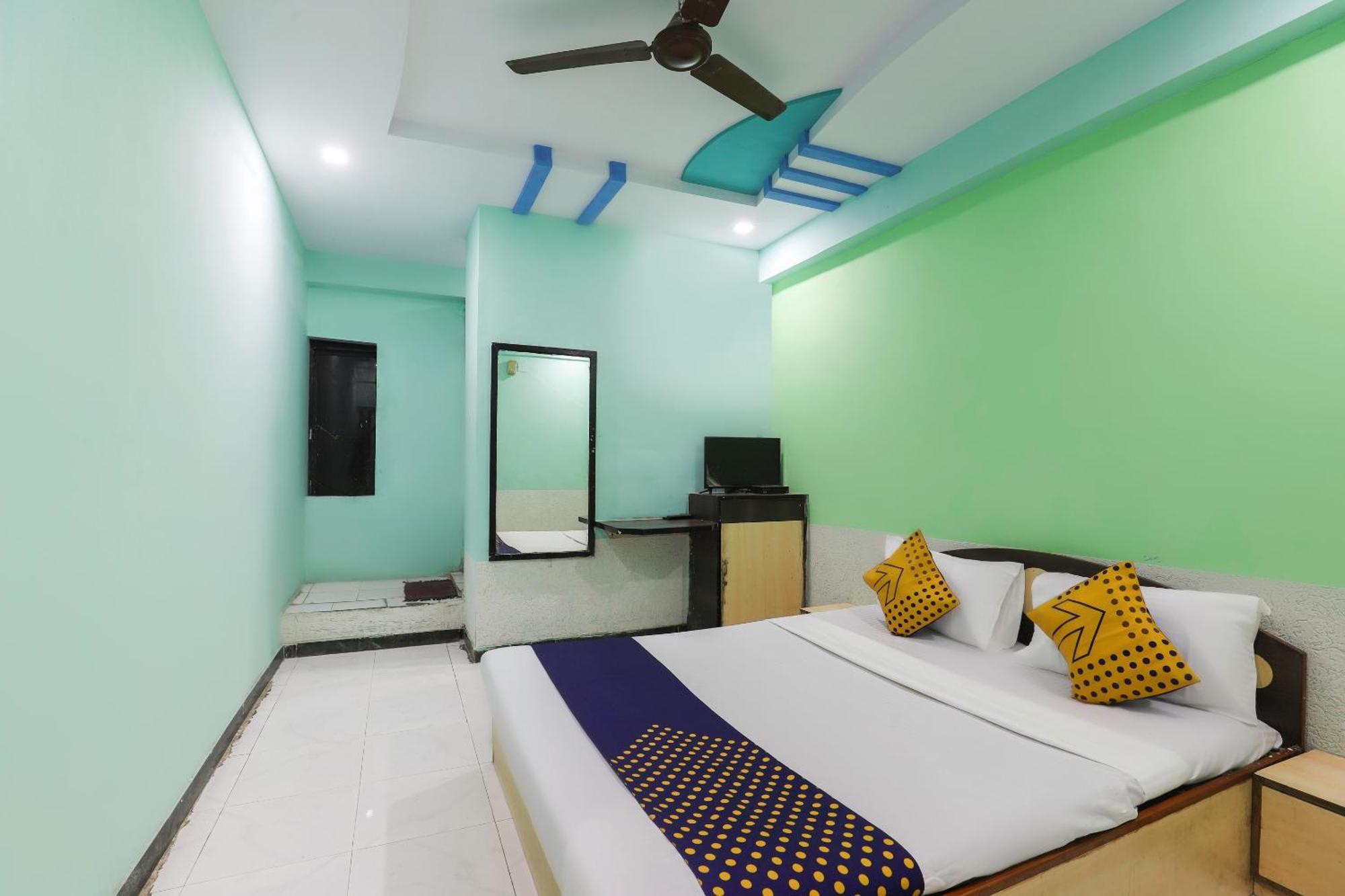 Hotel Spot On Sarovar