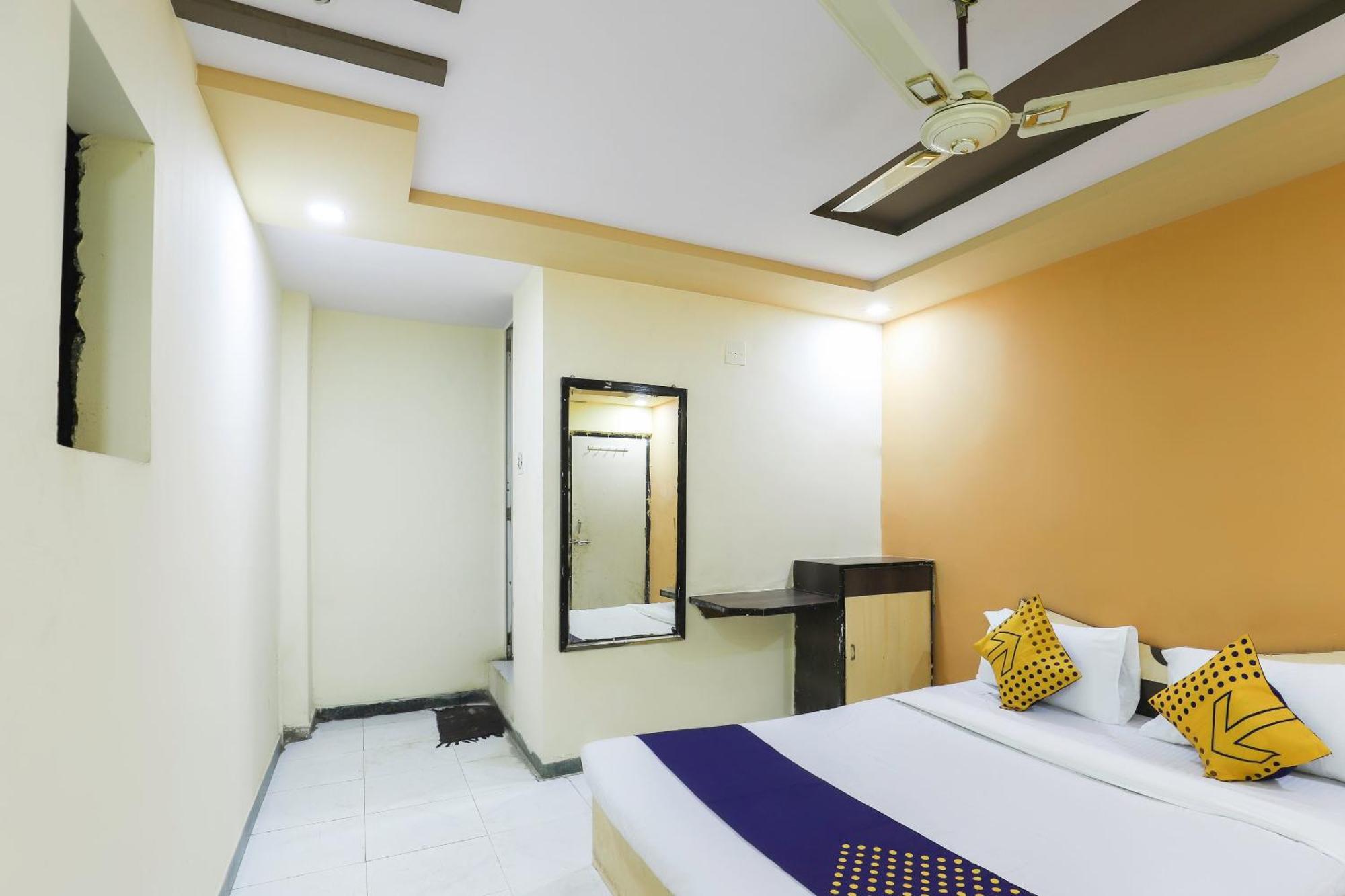 Spot On Sarovar Hotel Ahmedabad