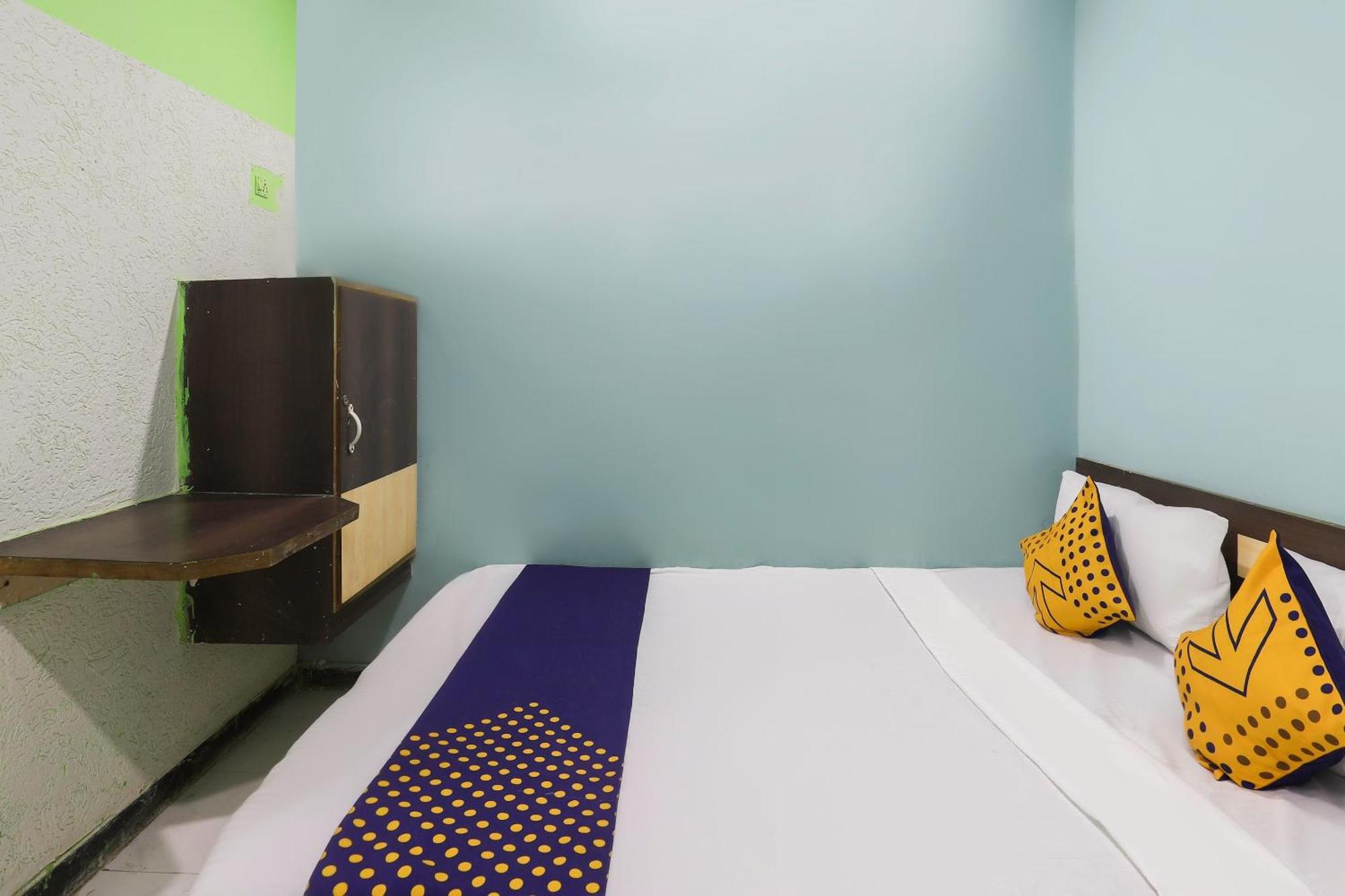 Hotel Spot On Sarovar