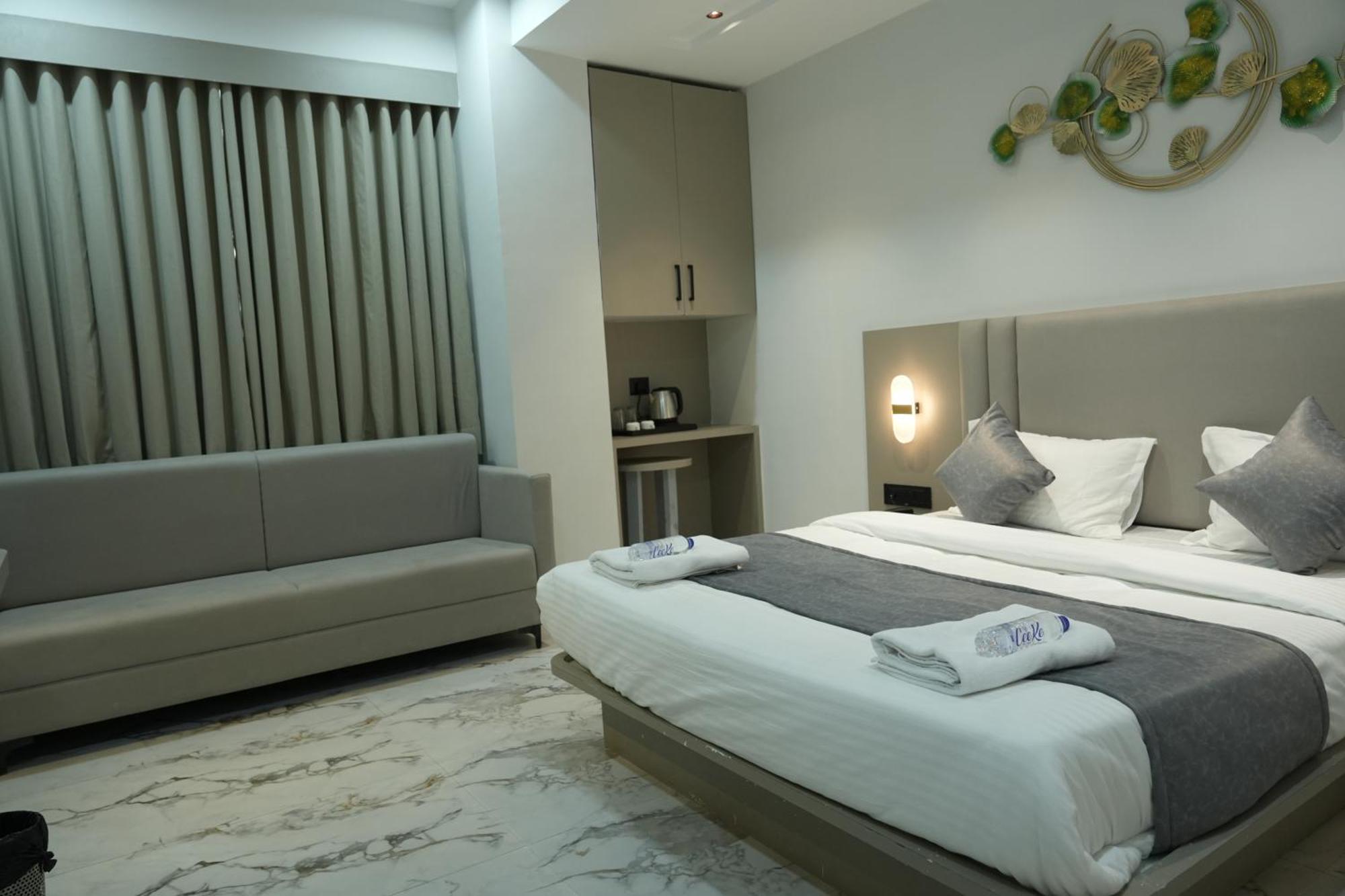 Hotel M Town 5*
