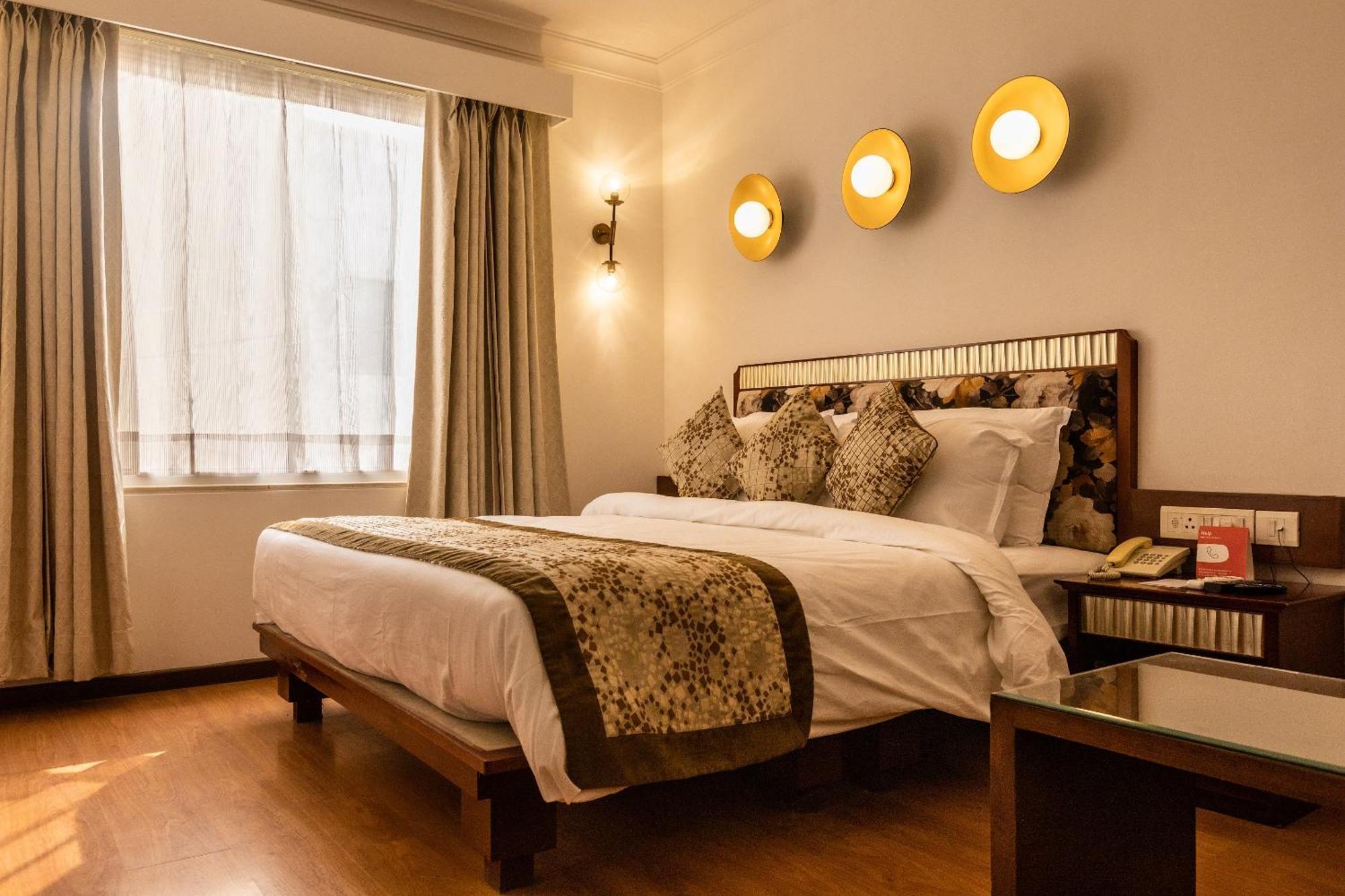 Hotel 3 By Oyo Nami Residency, 4*