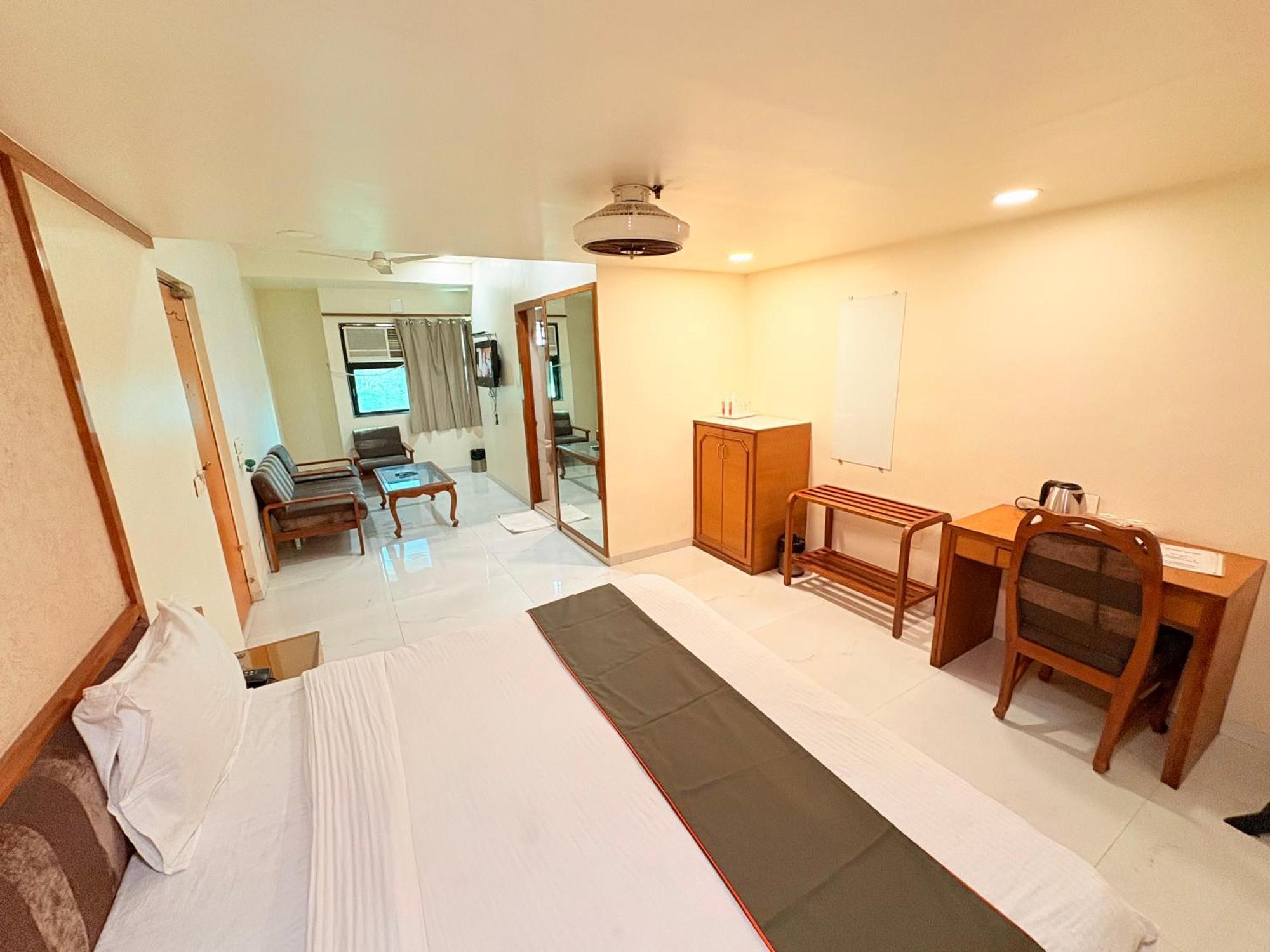 Hotel Vice President
