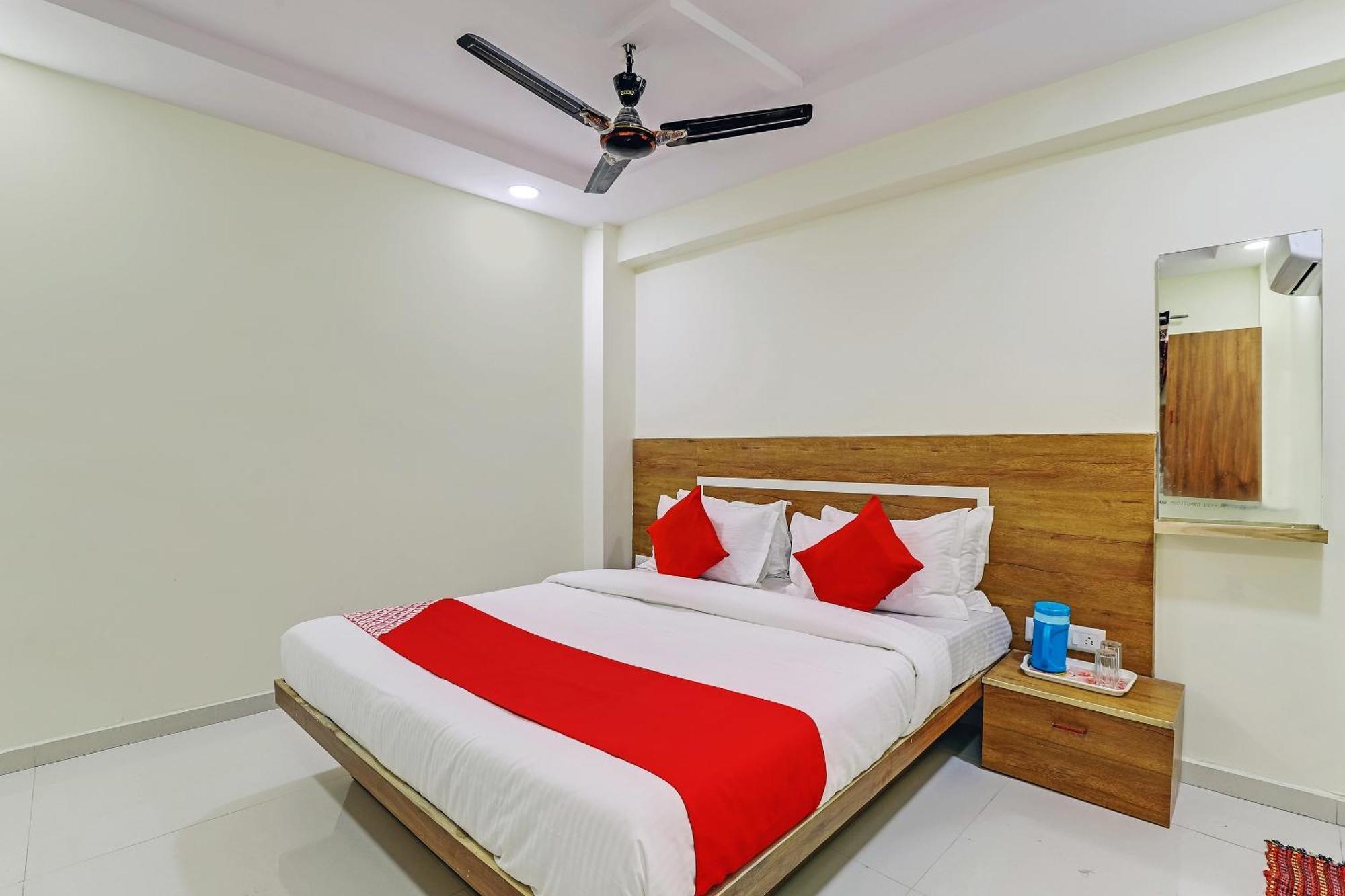 O Star Hotel