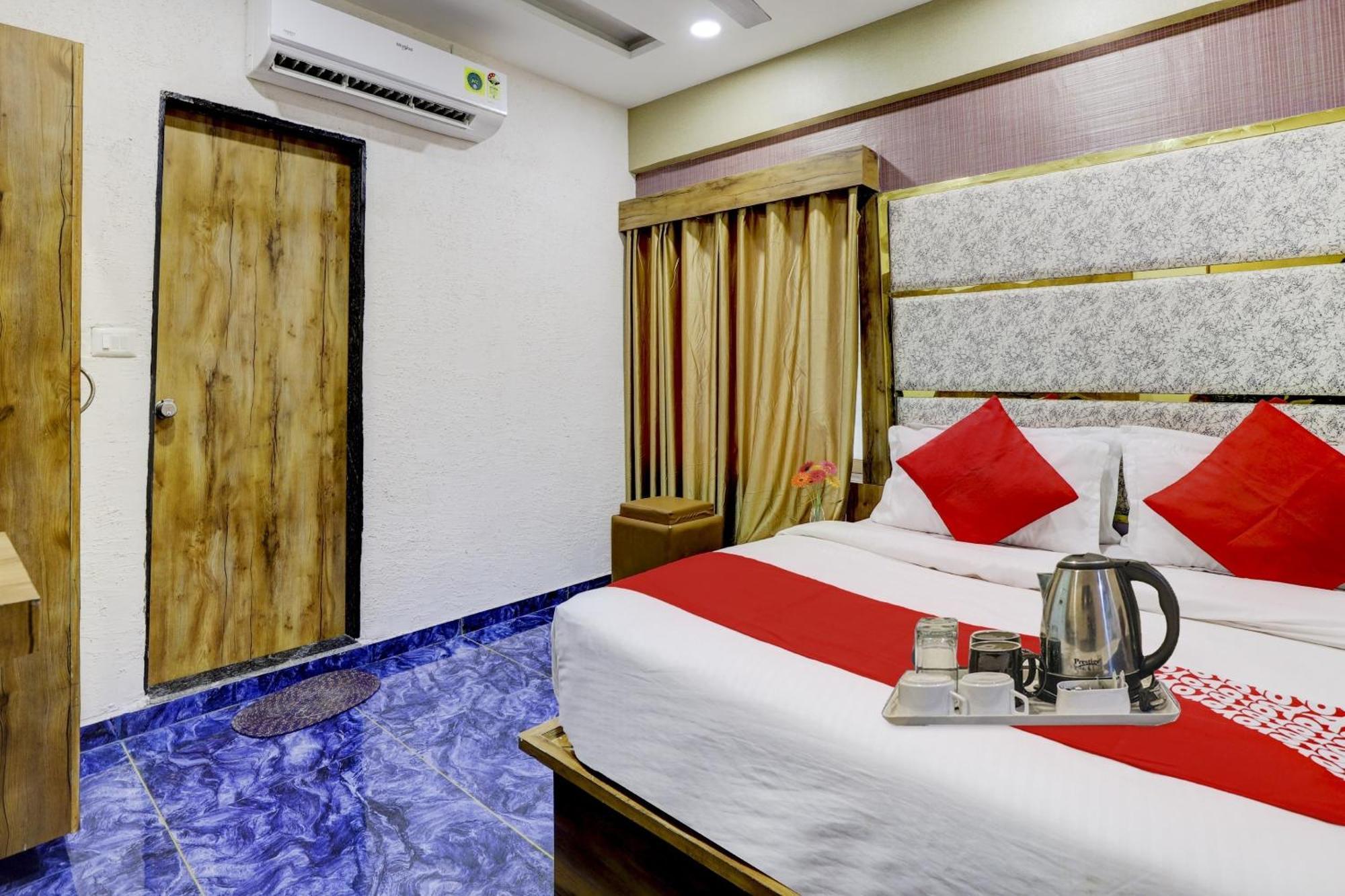 O Bhavy Hotel