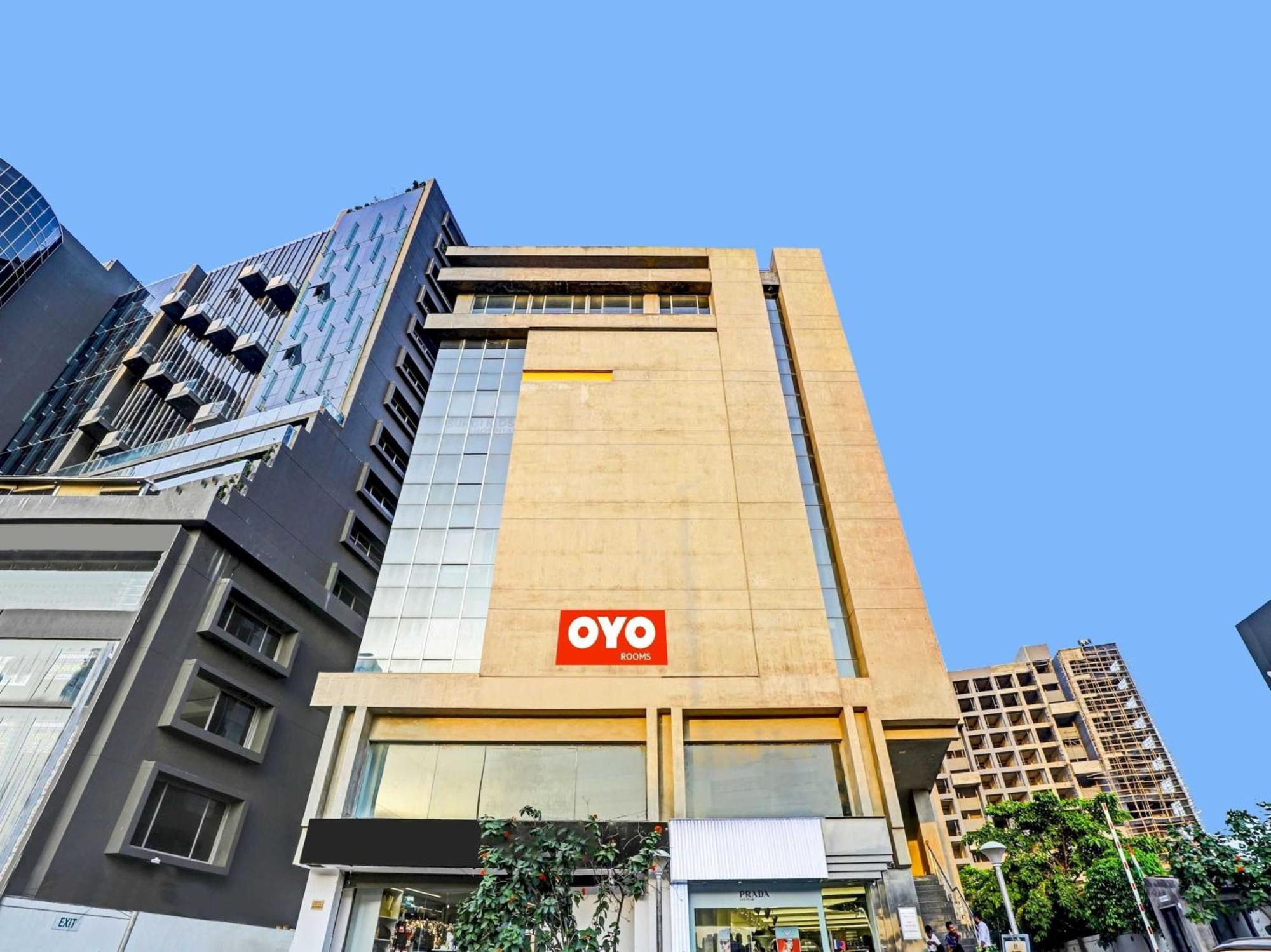 Spot On Hill Hotel Ahmedabad