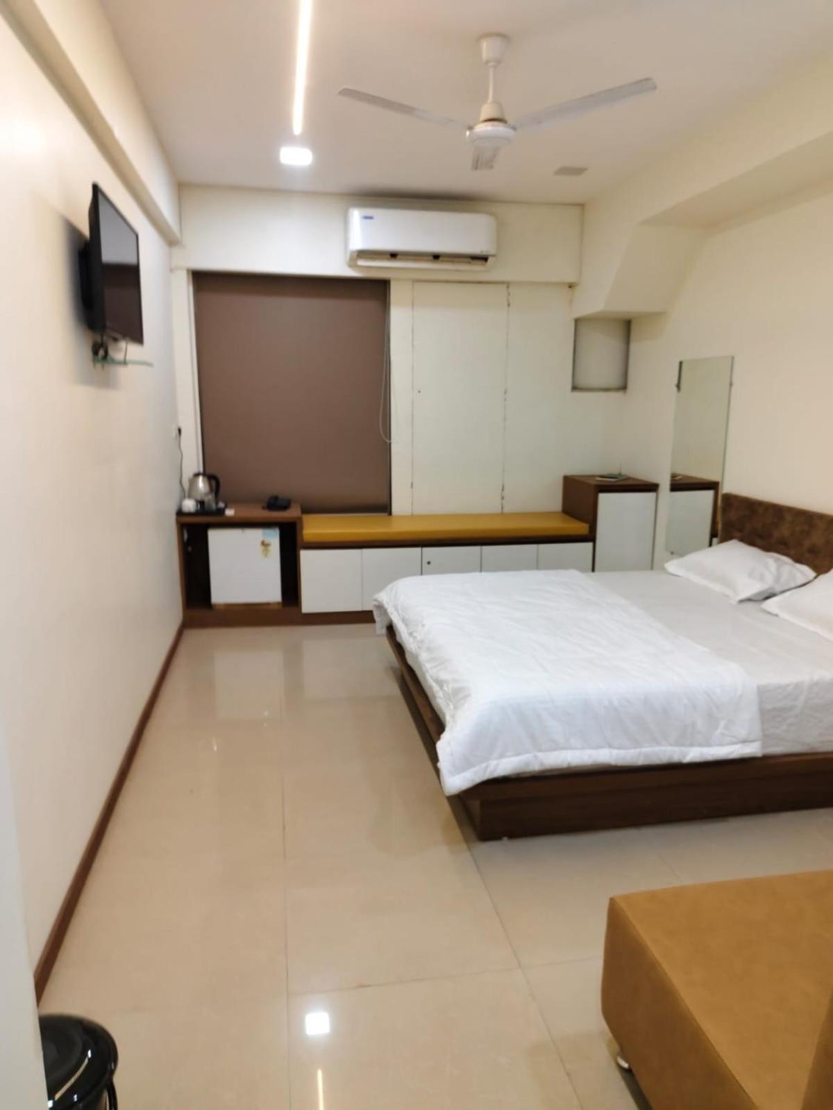 Hotel Spark Ahmedabad