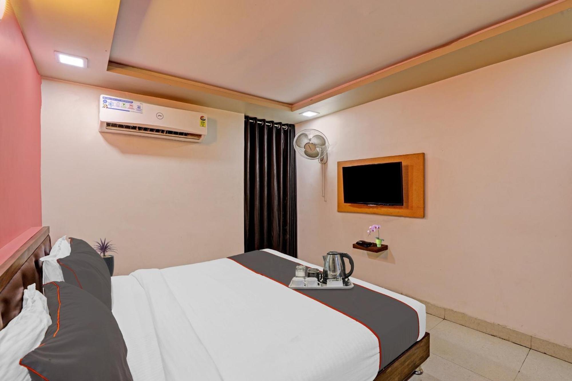 O Royal Hotel Ahmedabad