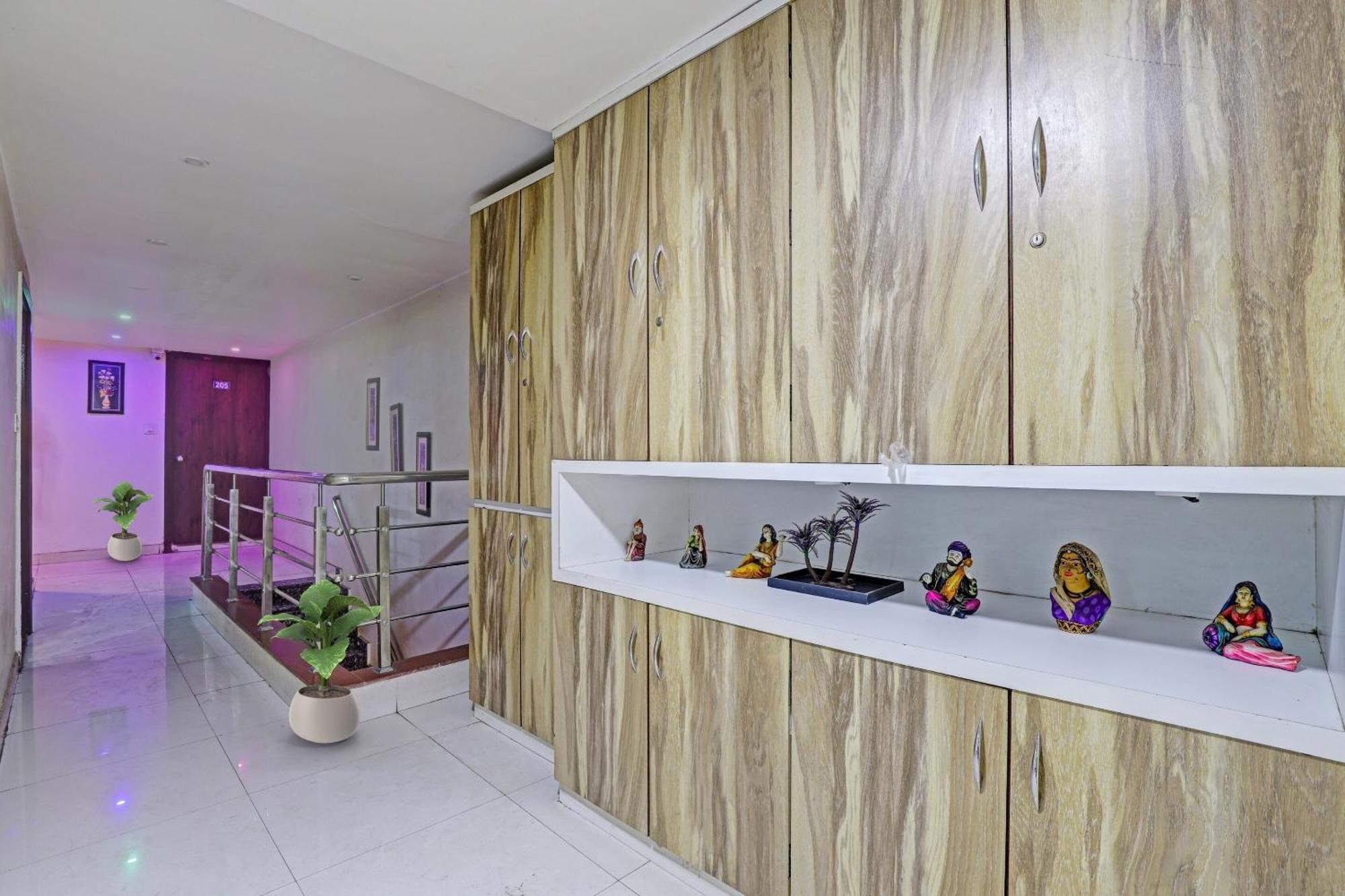 Hotel O Royal 3*