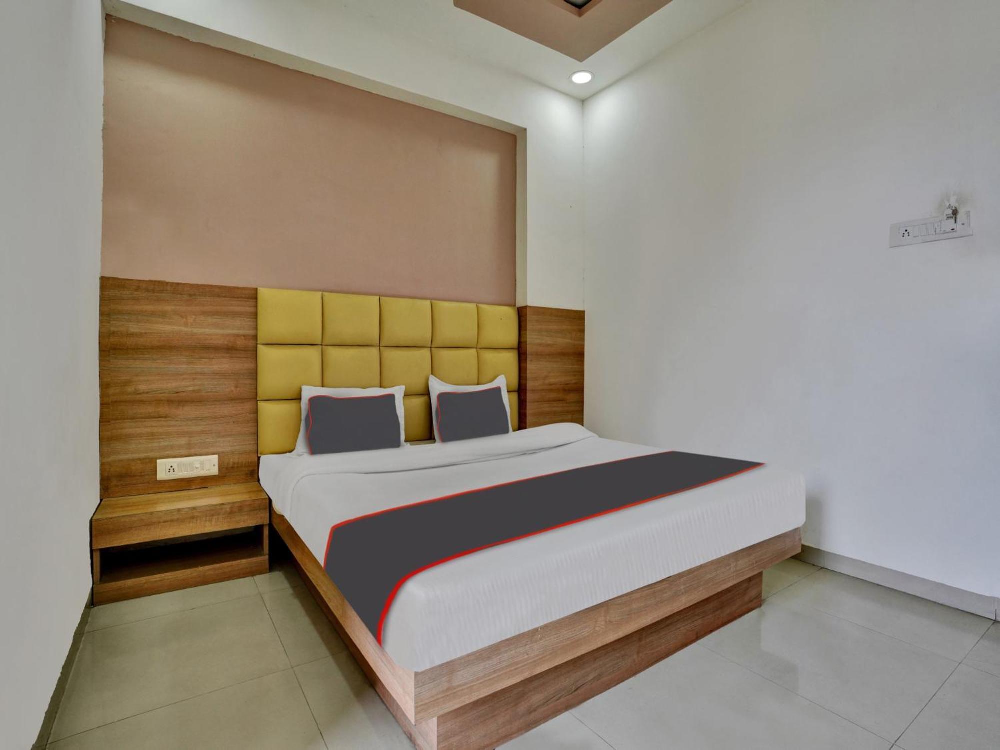 O Nik Palace 3* Naroda