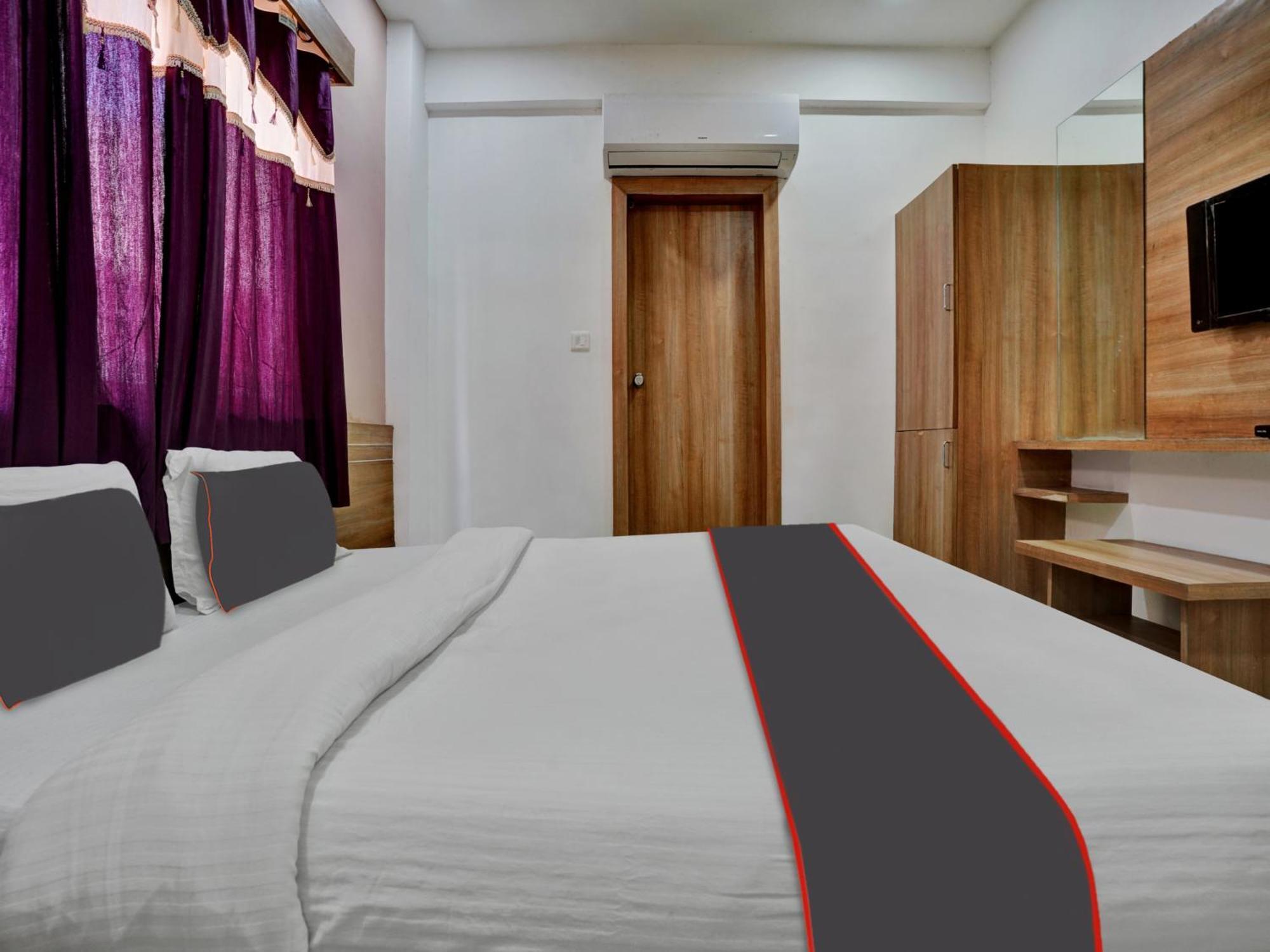 O Nik Palace 3*