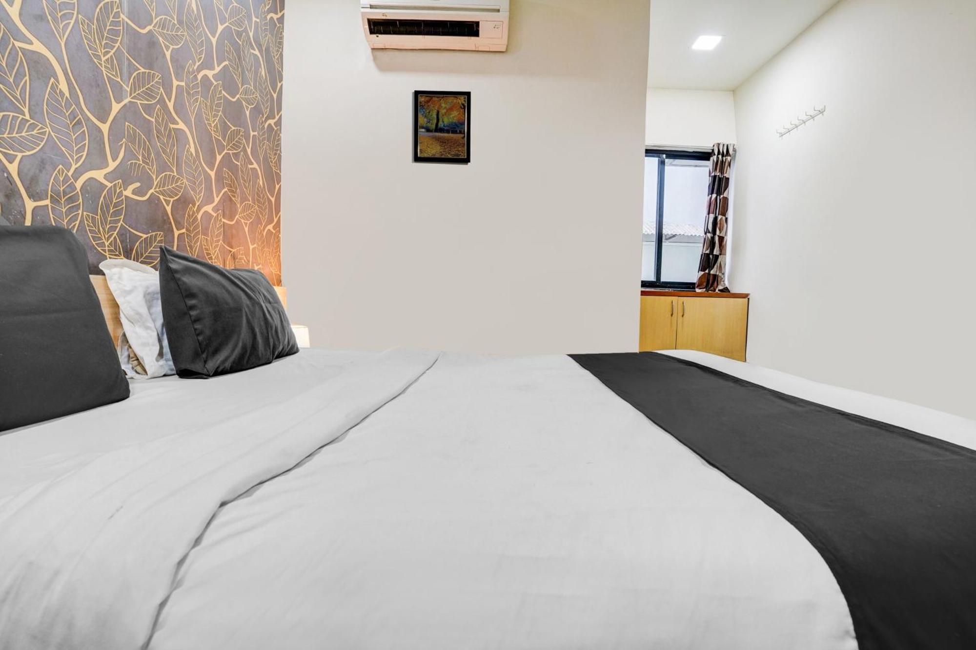 O Veejay Hotel Ahmedabad