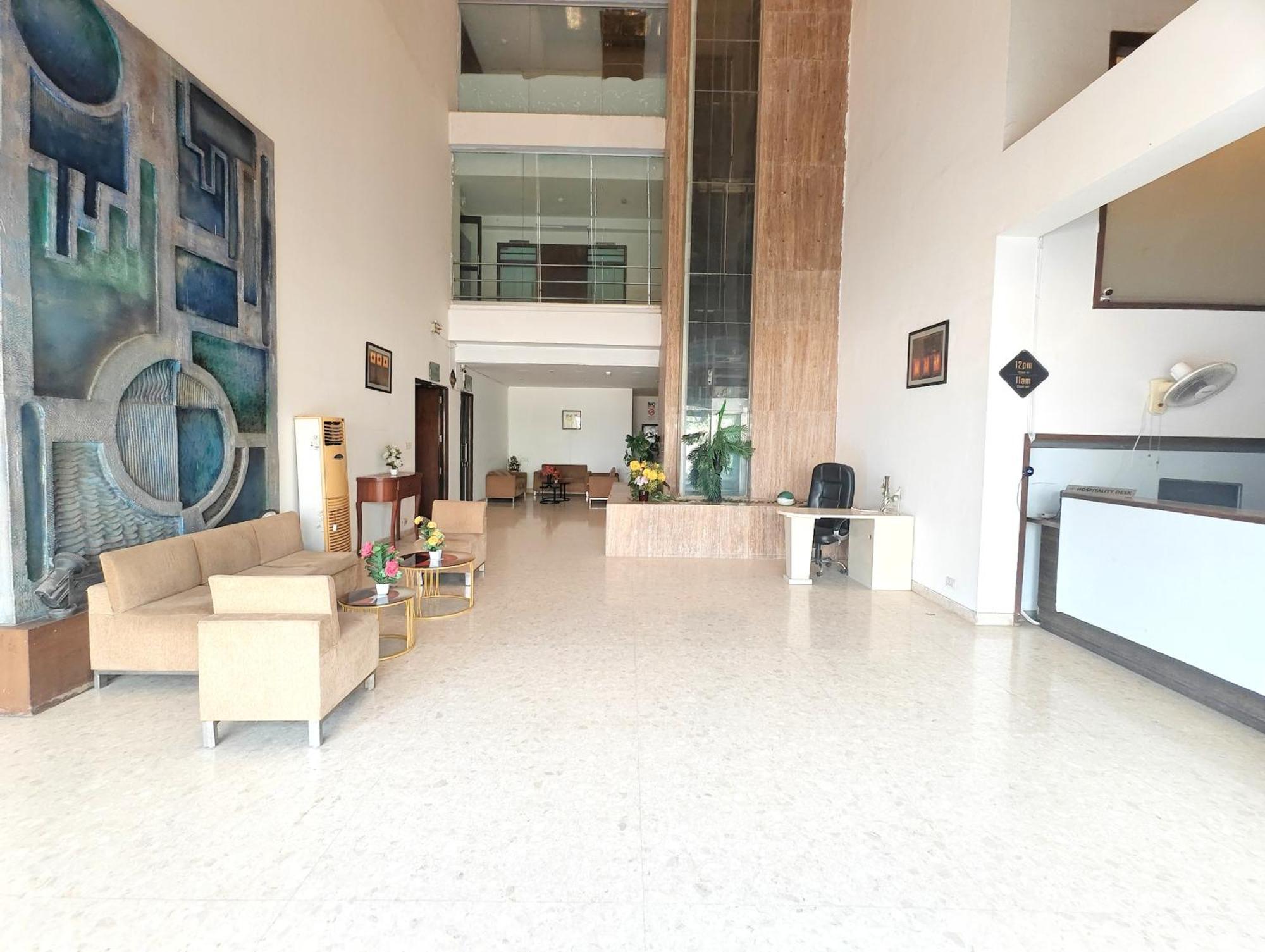 The Sky Comfort, Vejalpur Hotel