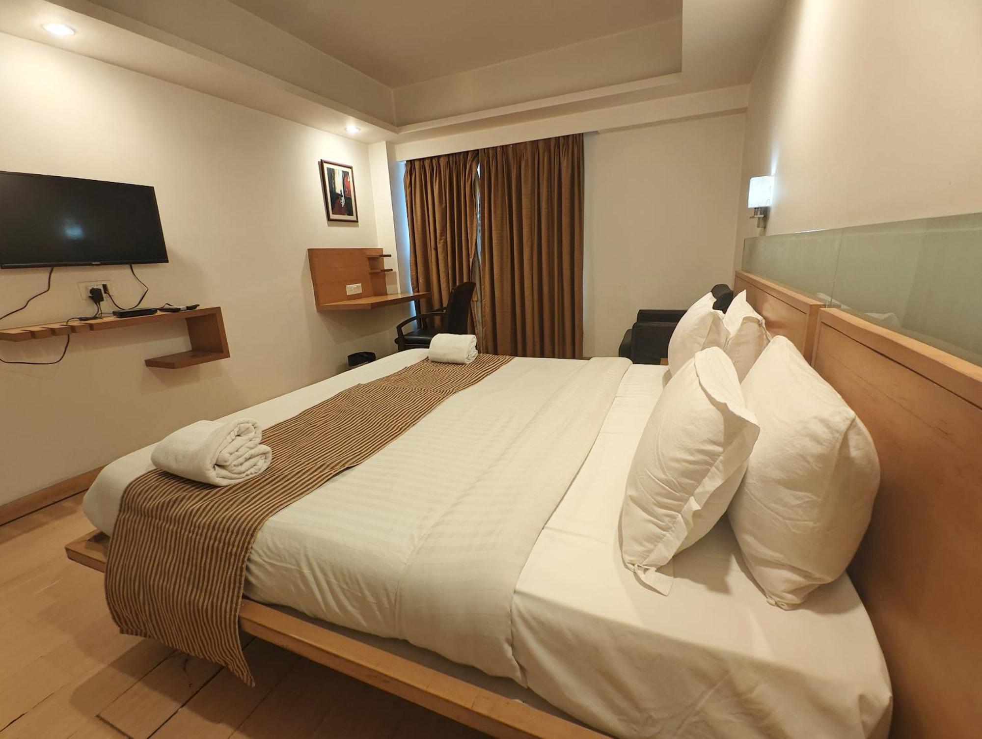 The Sky Comfort, Vejalpur Hotel 3*