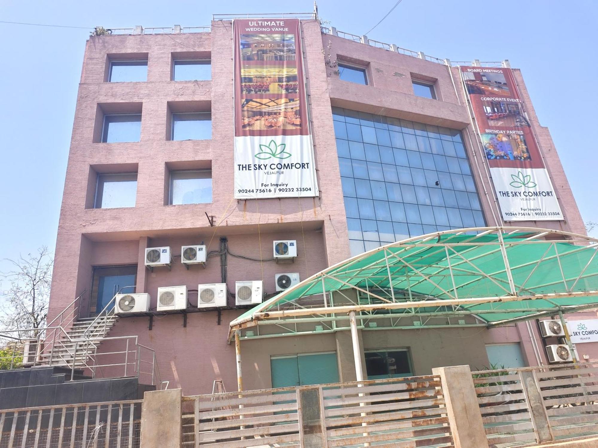 Hotel The Sky Comfort, Vejalpur 3*